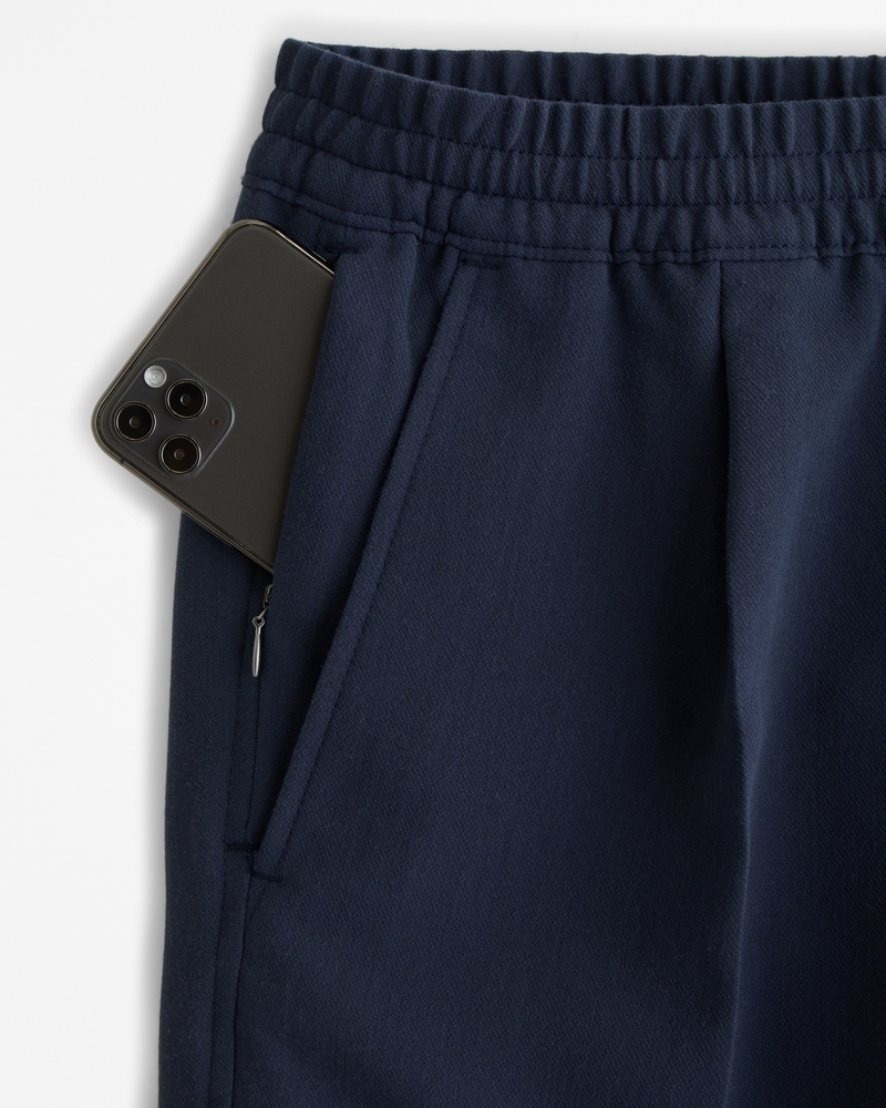 Loose Pull-On Pant