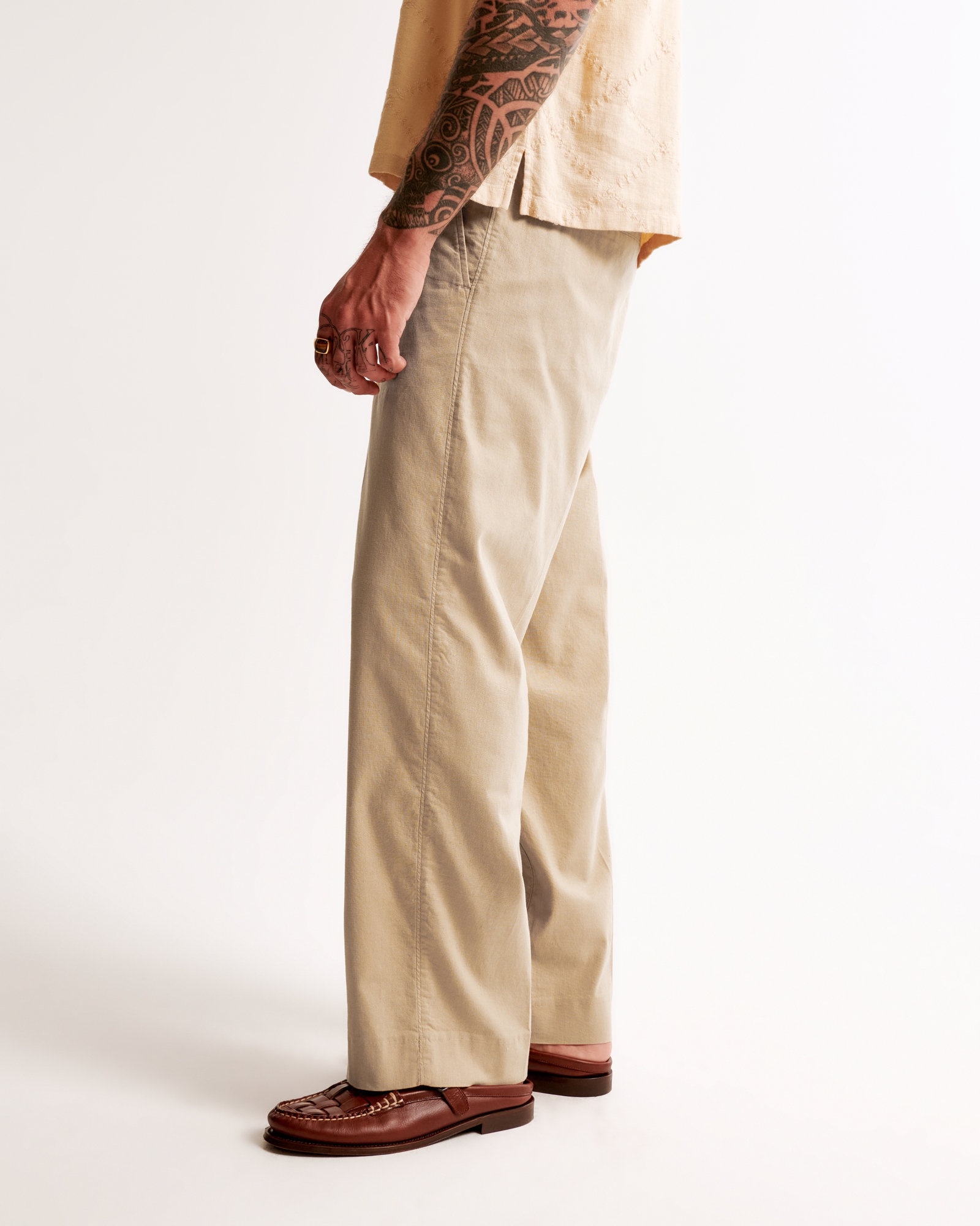 Baggy Linen-Blend Trouser
