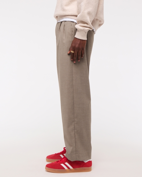Pleated Baggy Trouser