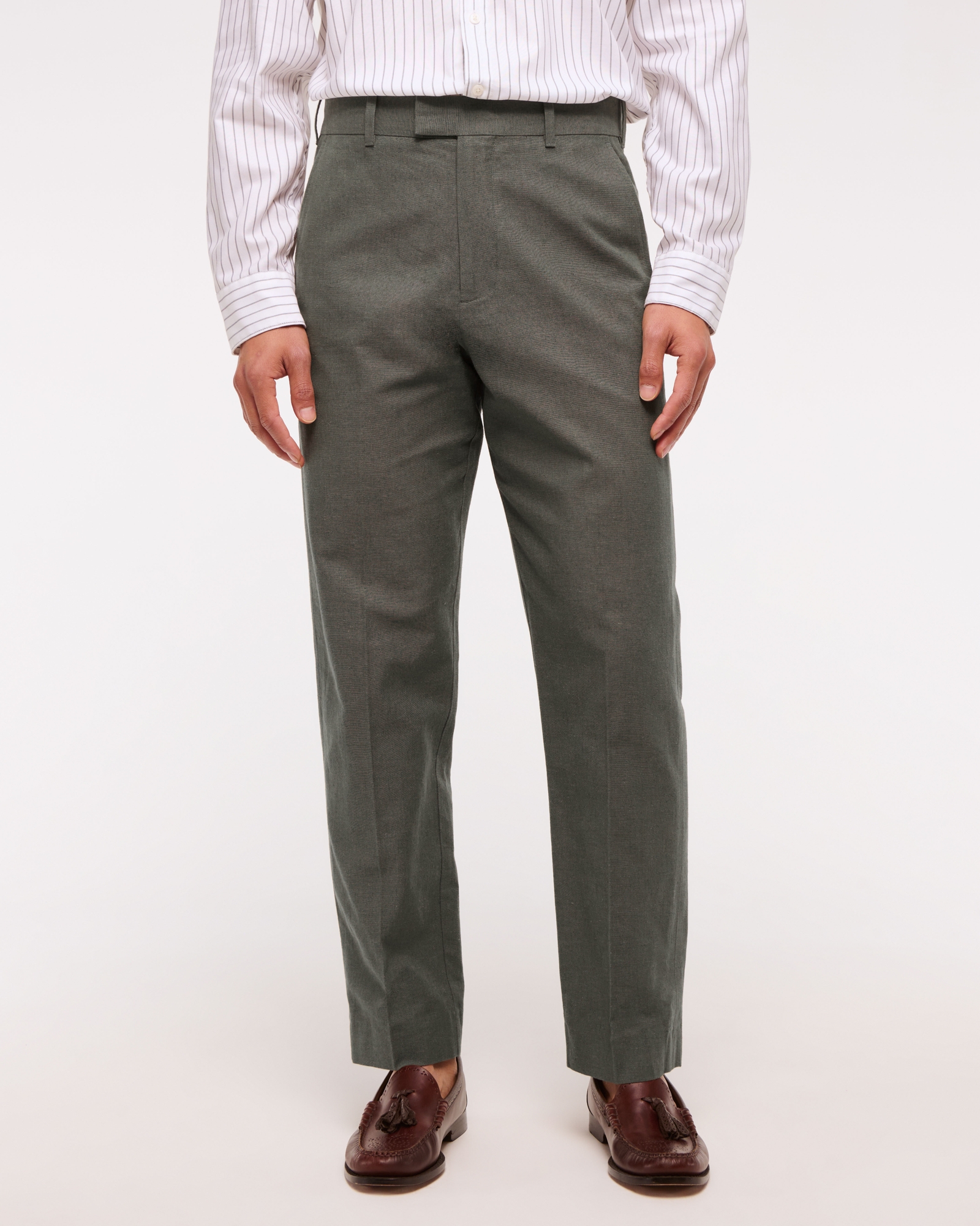 The A&F Collins Linen-Blend Suit Pant