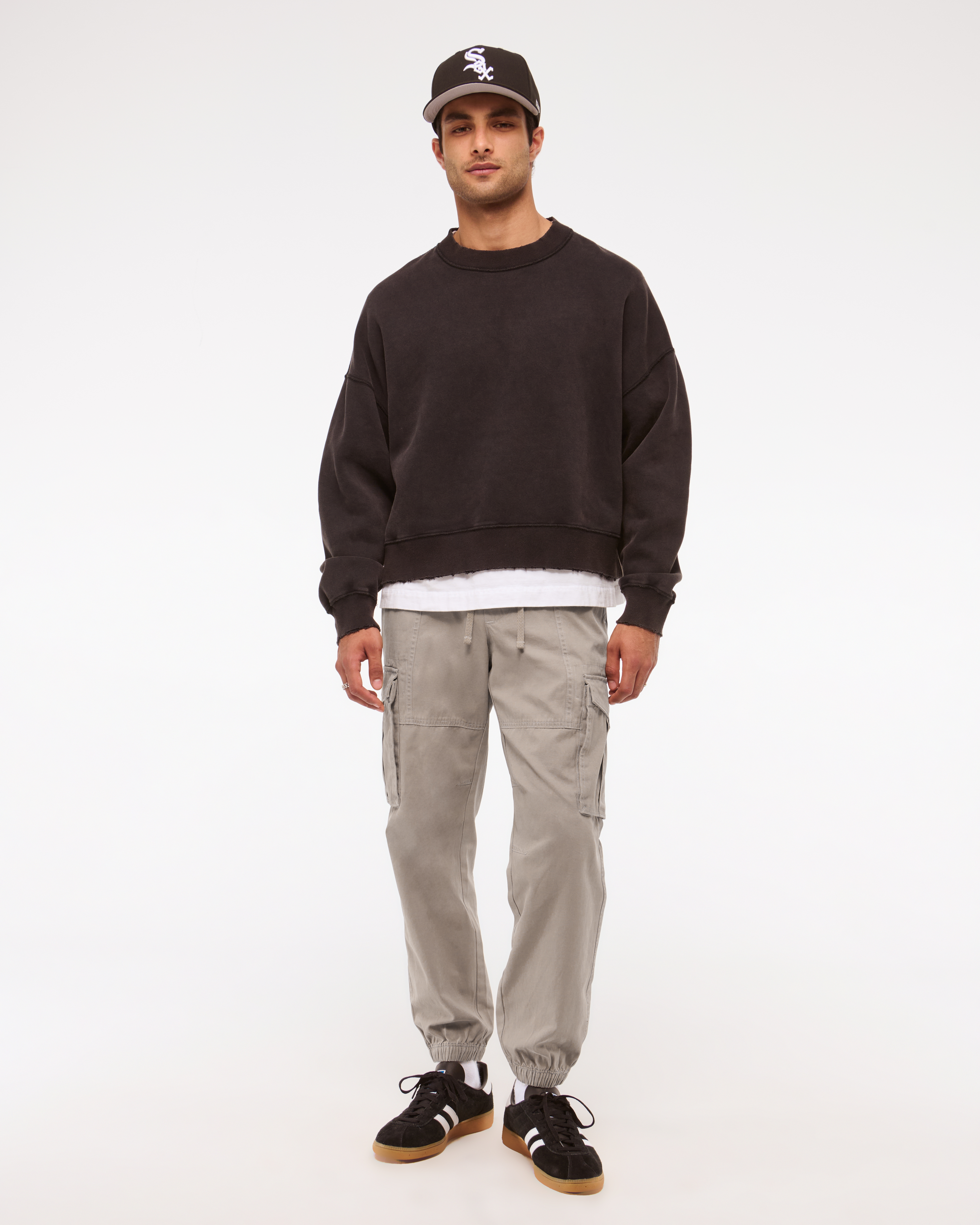 Abercrombie & Fitch Cargo Jogger In Brown