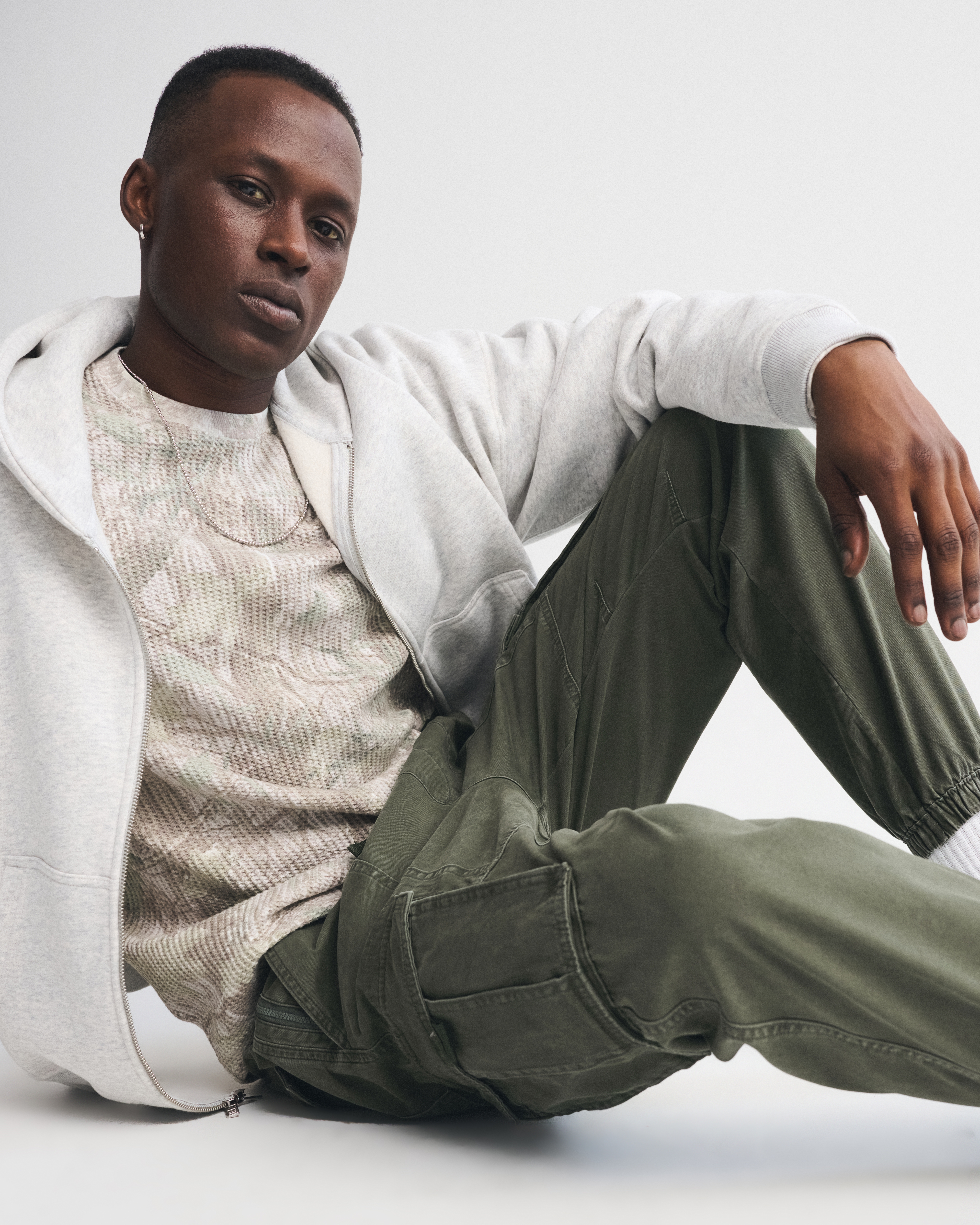 Abercrombie & Fitch Cargo Jogger In Green