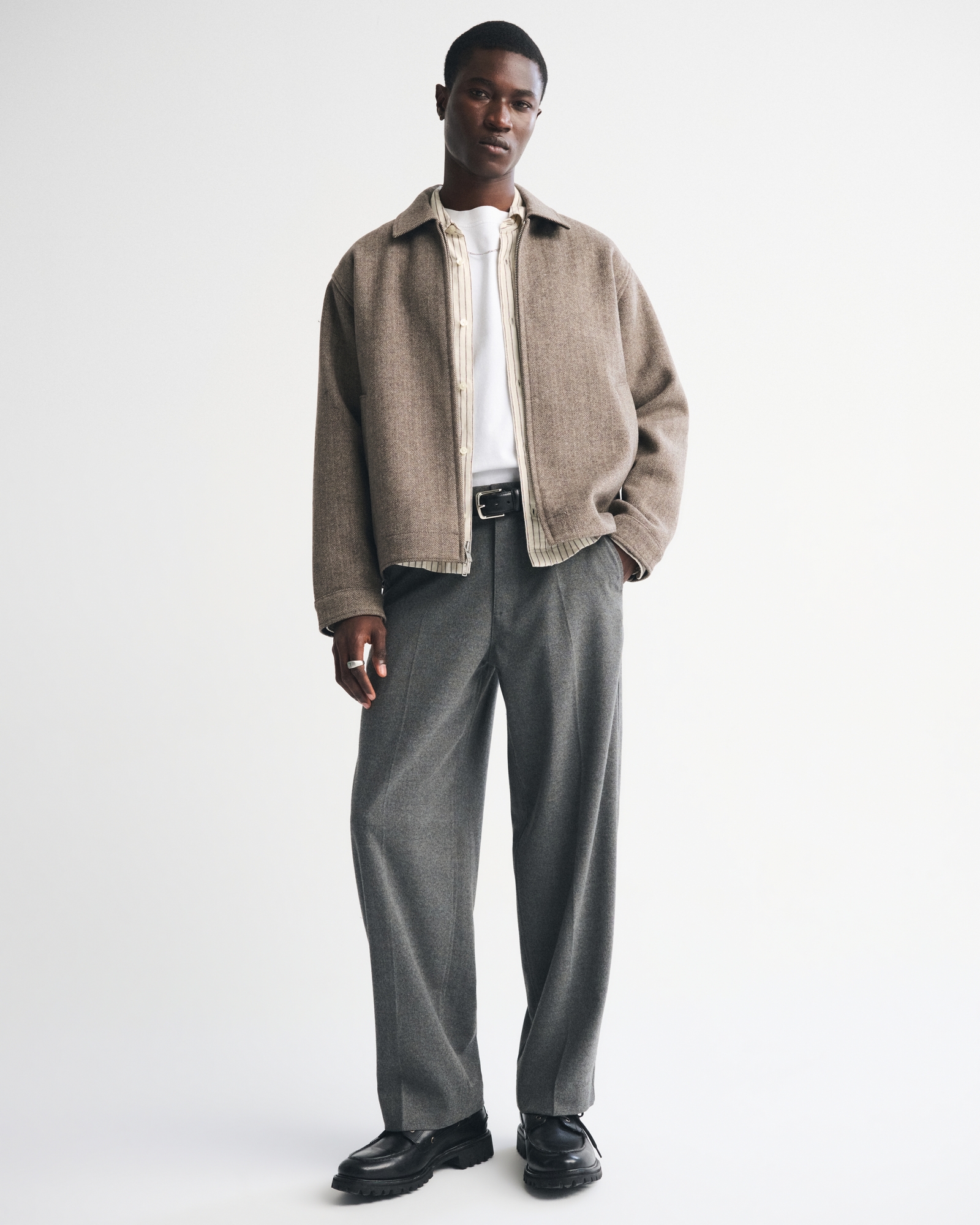 Men's Brushed Woven Baggy Trouser | Men's Clearance | Abercrombie.com