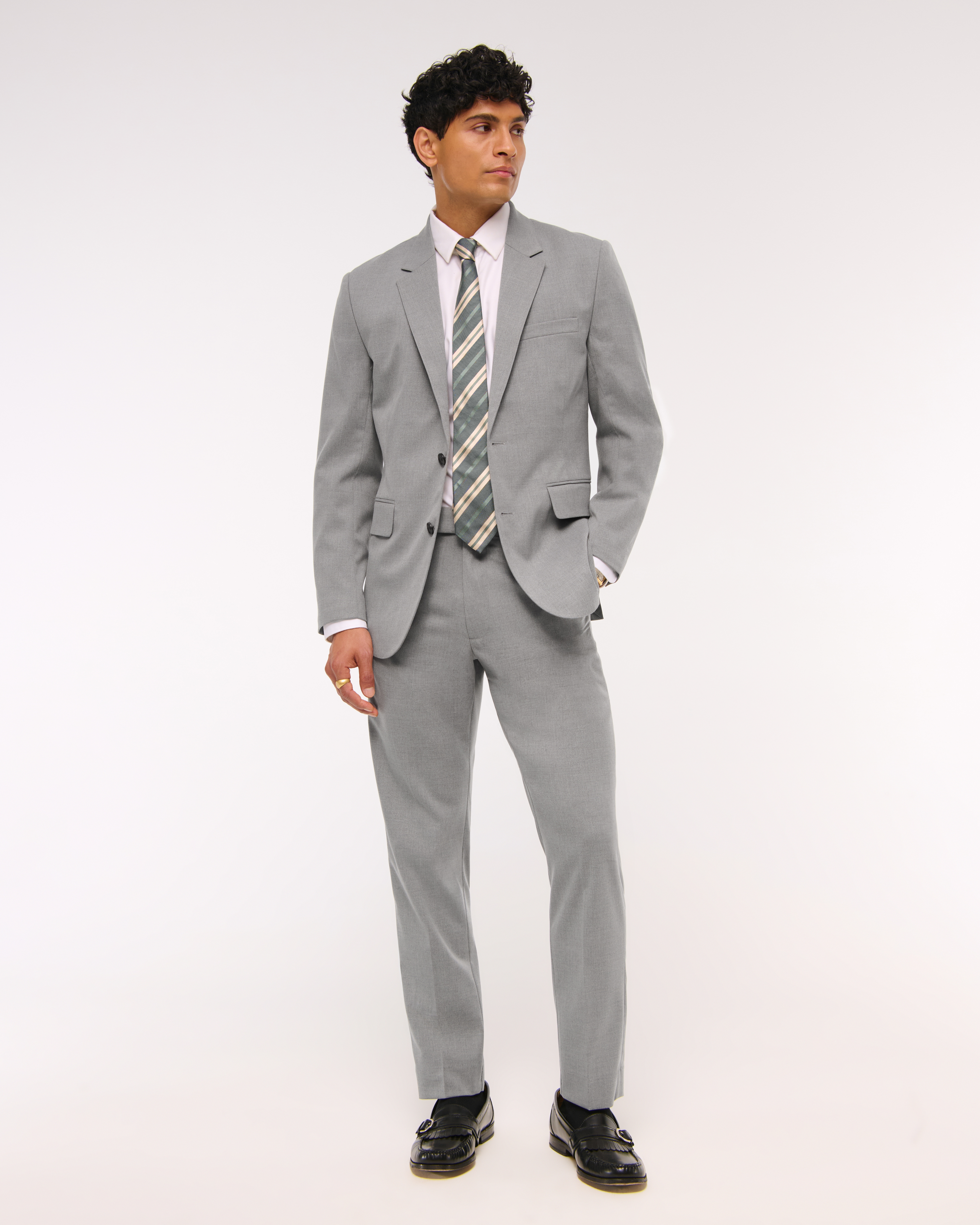 Abercrombie & Fitch The A&f Collins Slim Suit Pant In Gray