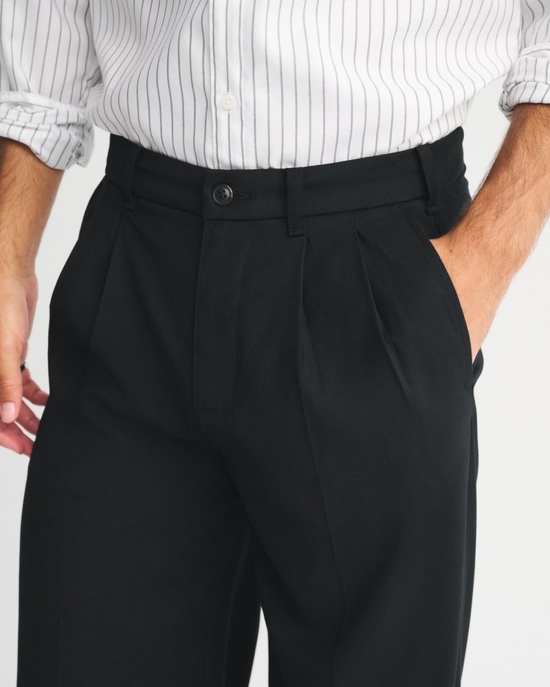 Pleated Baggy Trouser