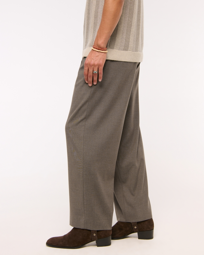 Pleated Baggy Trouser
