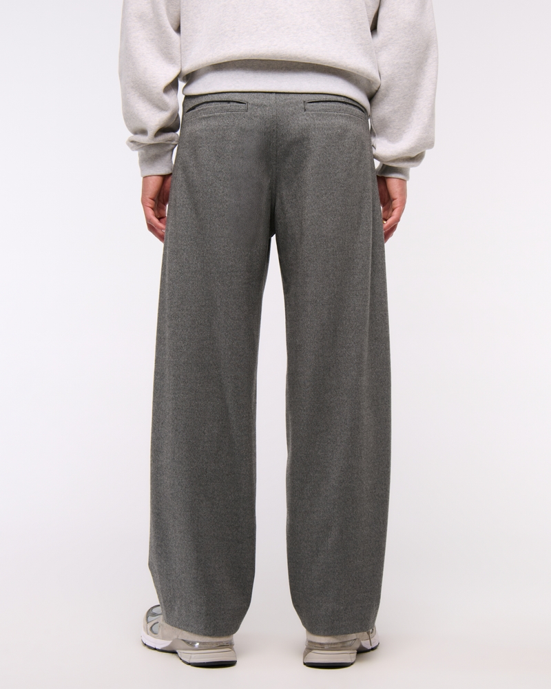Brushed Woven Baggy Trouser