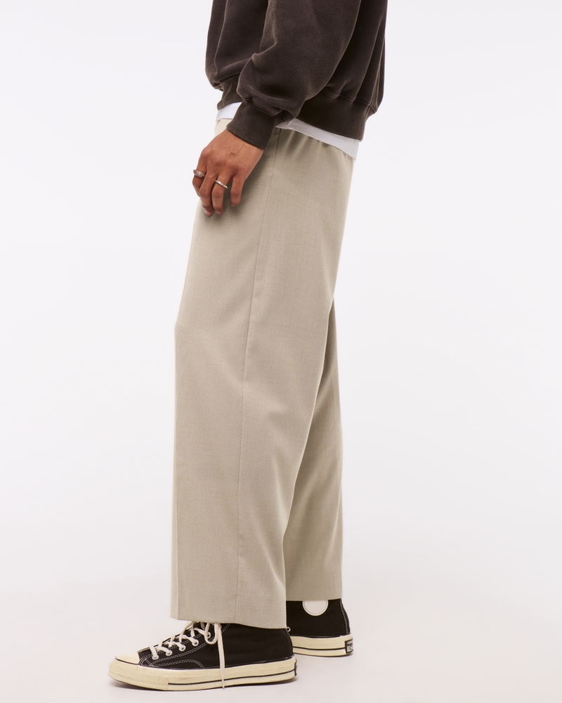 Pleated Baggy Trouser