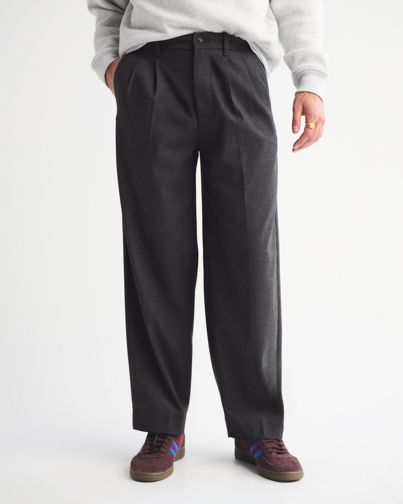 Pleated Baggy Trouser
