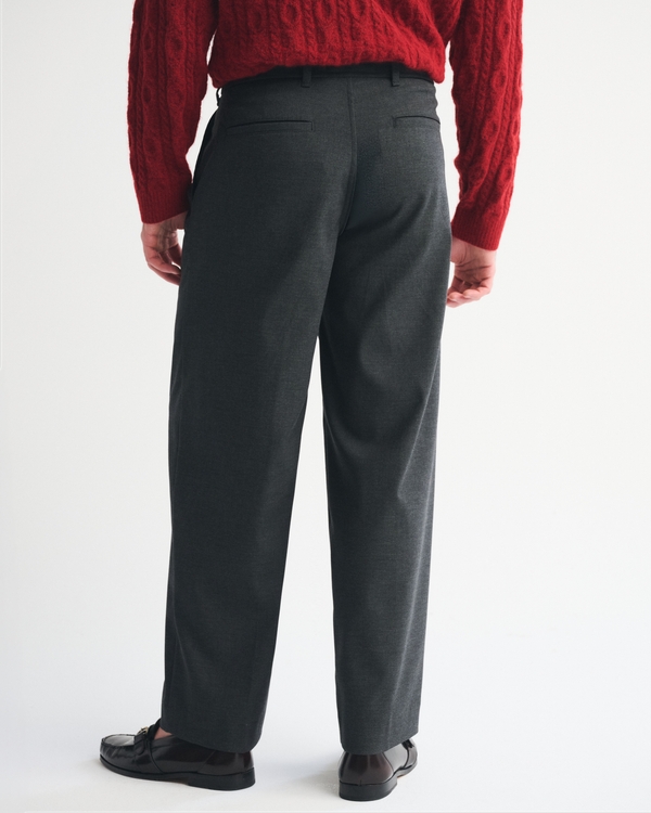 Pleated Baggy Trouser