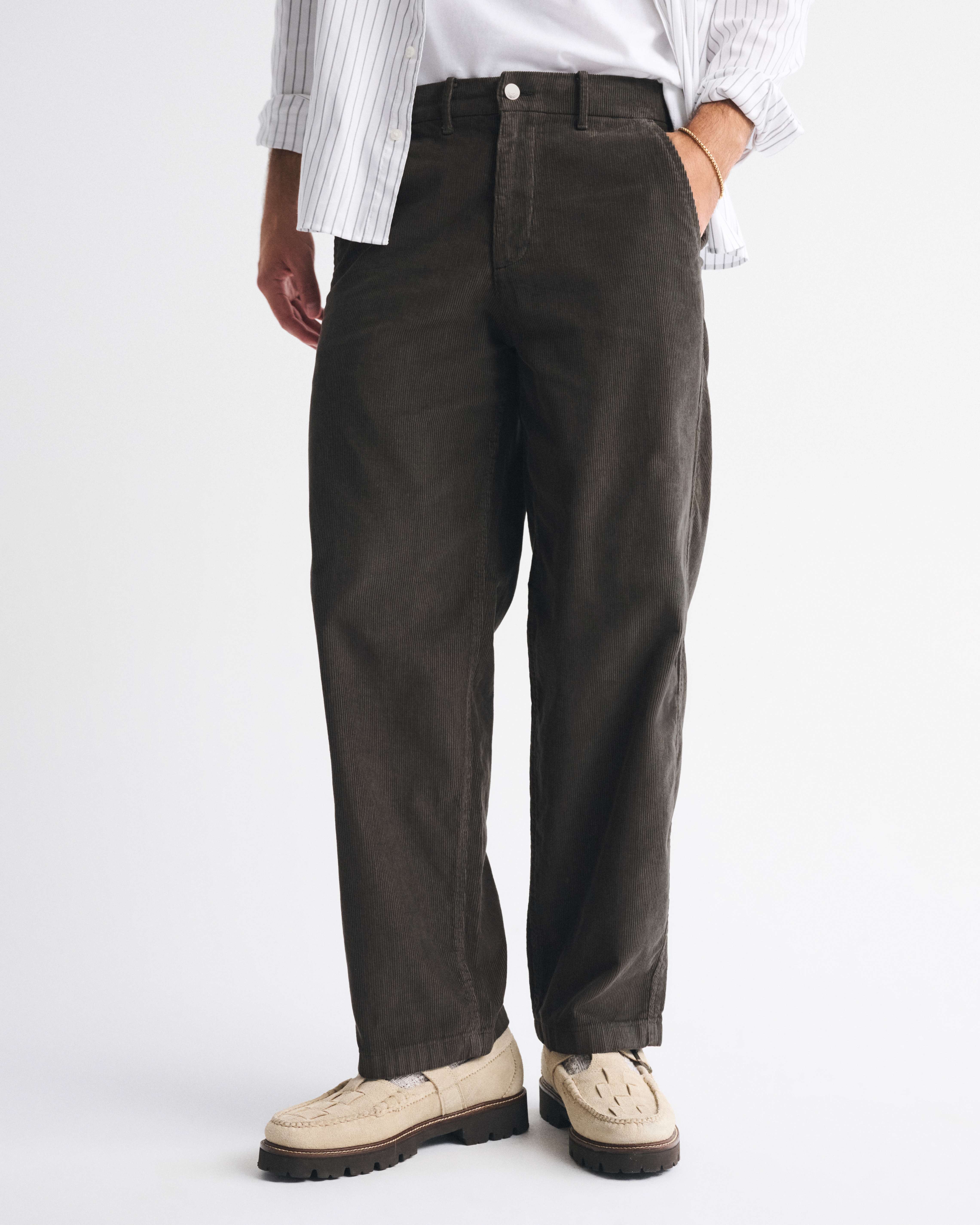 Мужские брюки Abercrombie & Fitch Corduroy Baggy Trouser, цвет: Меловой чёрный — фото 3