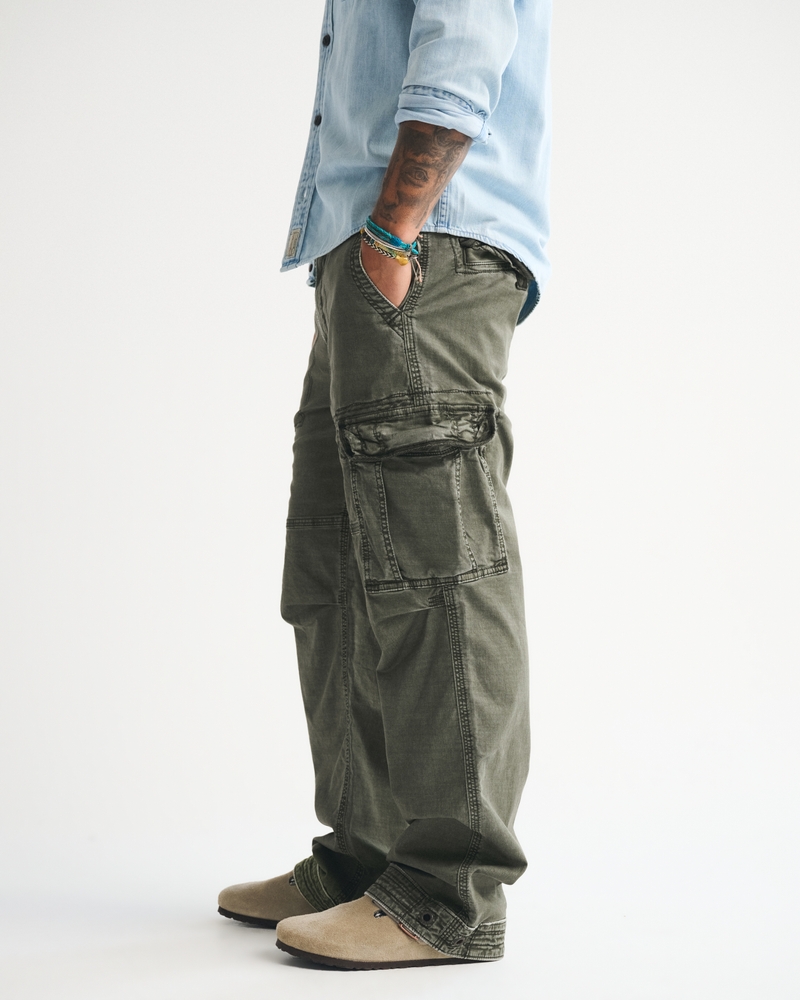 アバクロ　CARGO PANTS Abercrombie and fitch Men's Baggy Cargo Pant | Men's Bottoms | Abercrombie.com