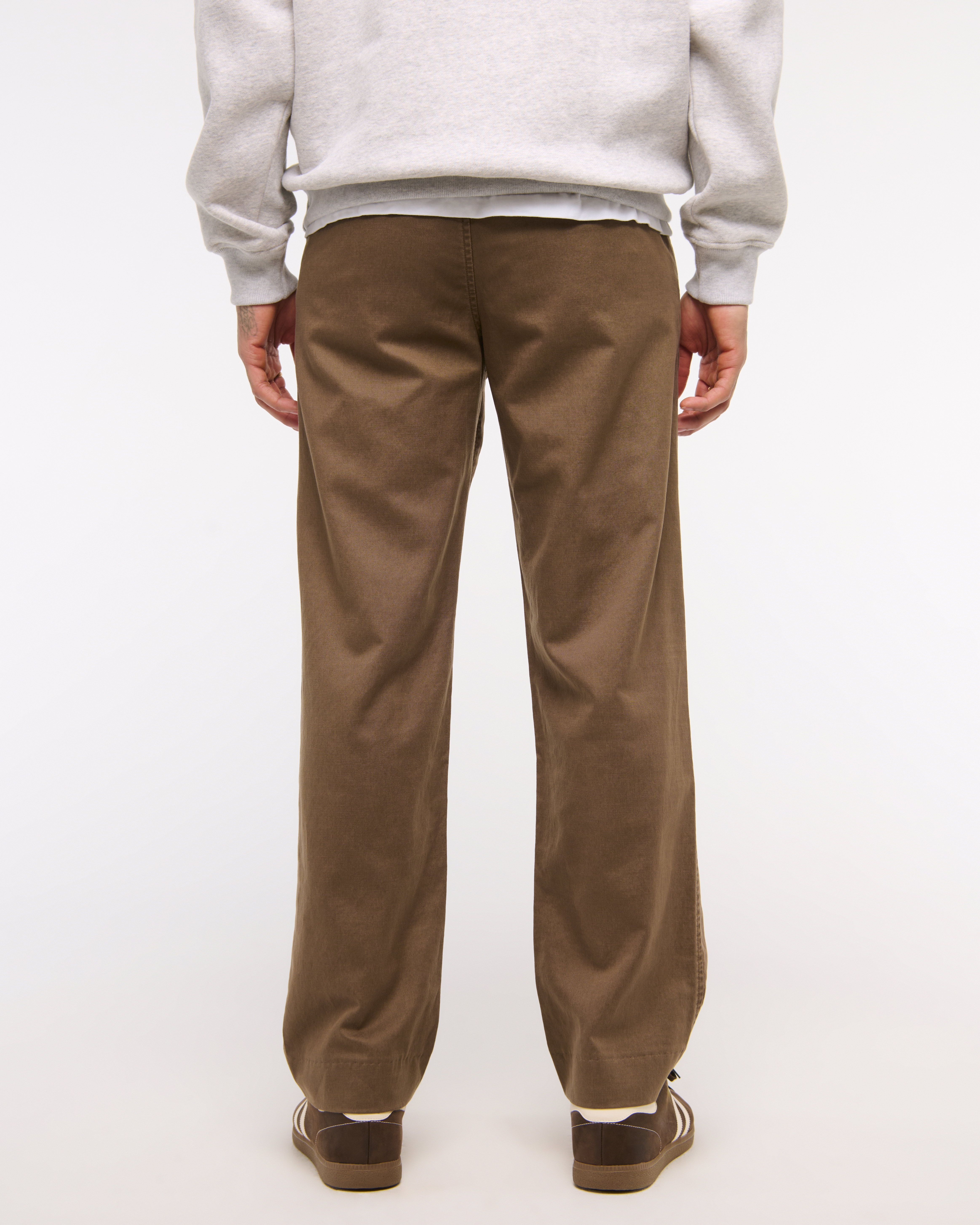 パンツ JJJJound Chino Relaxed - Brown 31 / 34 パンツ JJJJound Chino Relaxed - Brown 31 / 34 Relaxed Chino