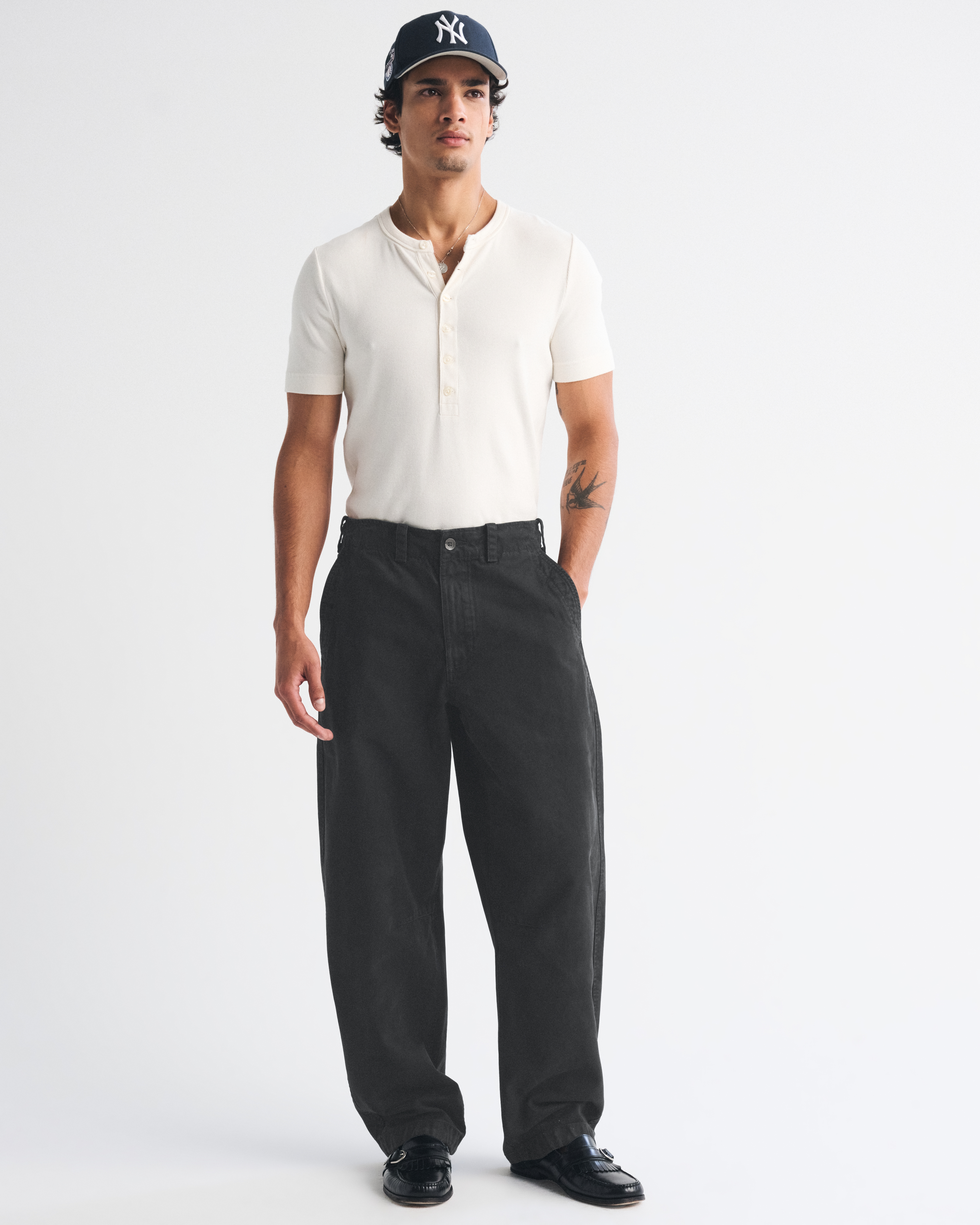 Мужские брюки Abercrombie & Fitch 100% Cotton Barrel Pant, цвет: Чёрный — фото 2