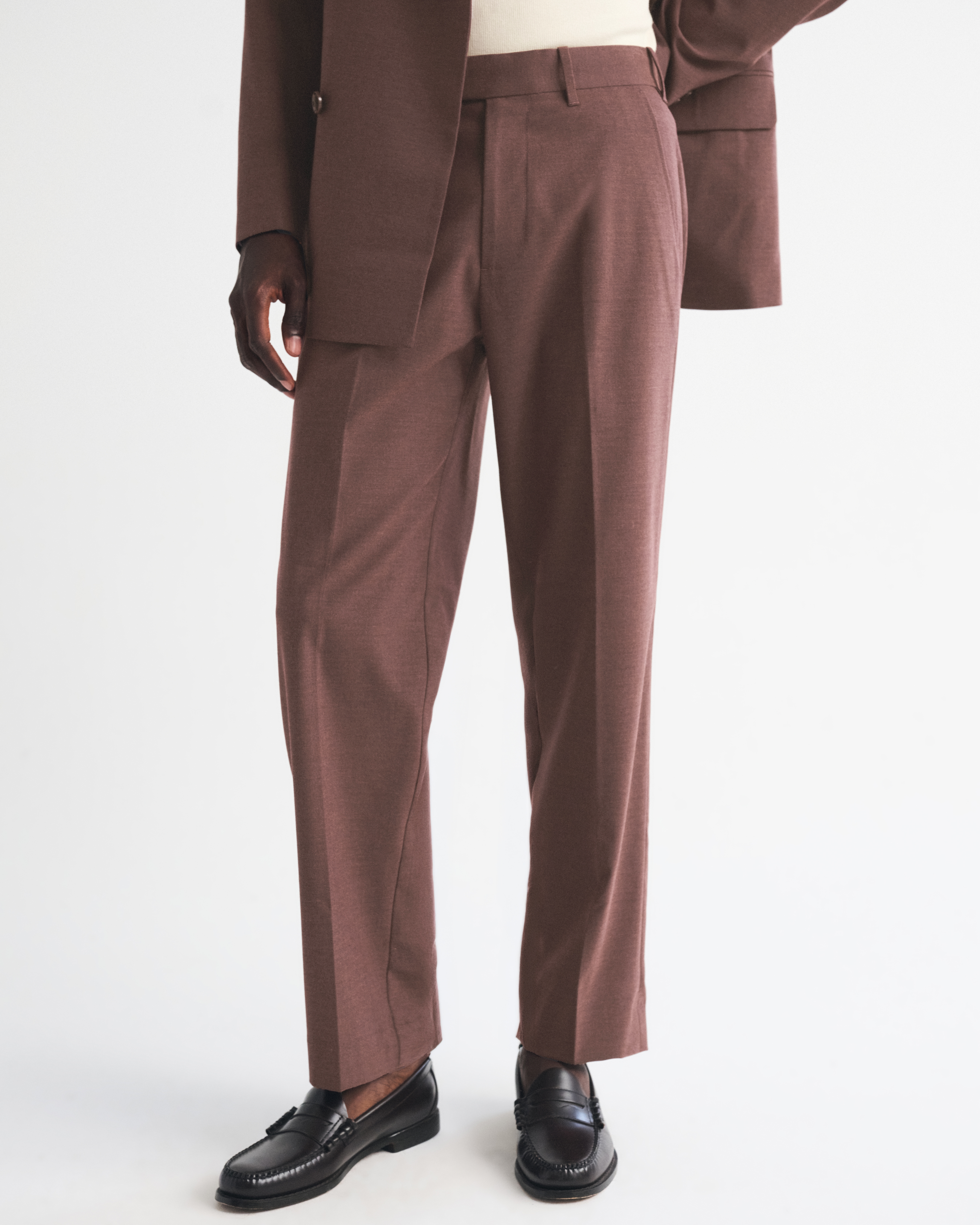 Мужские брюки Abercrombie & Fitch A&F Collins Relaxed Straight Suit Pant, цвет: Бордовый — фото 3