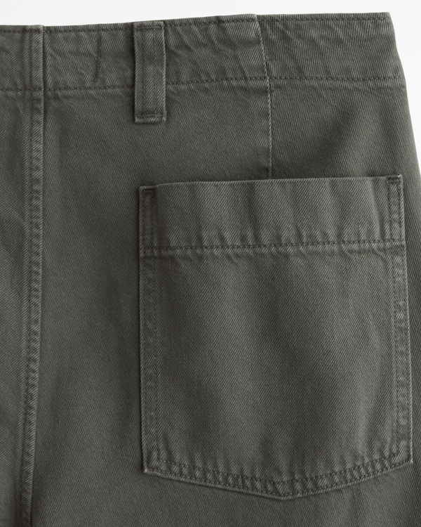 Lightweight Loose Jean