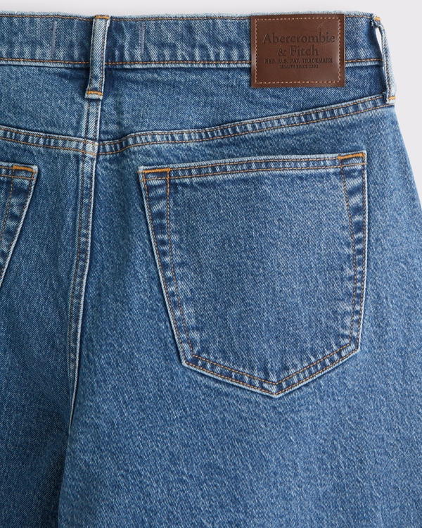 Athletic Straight Jean