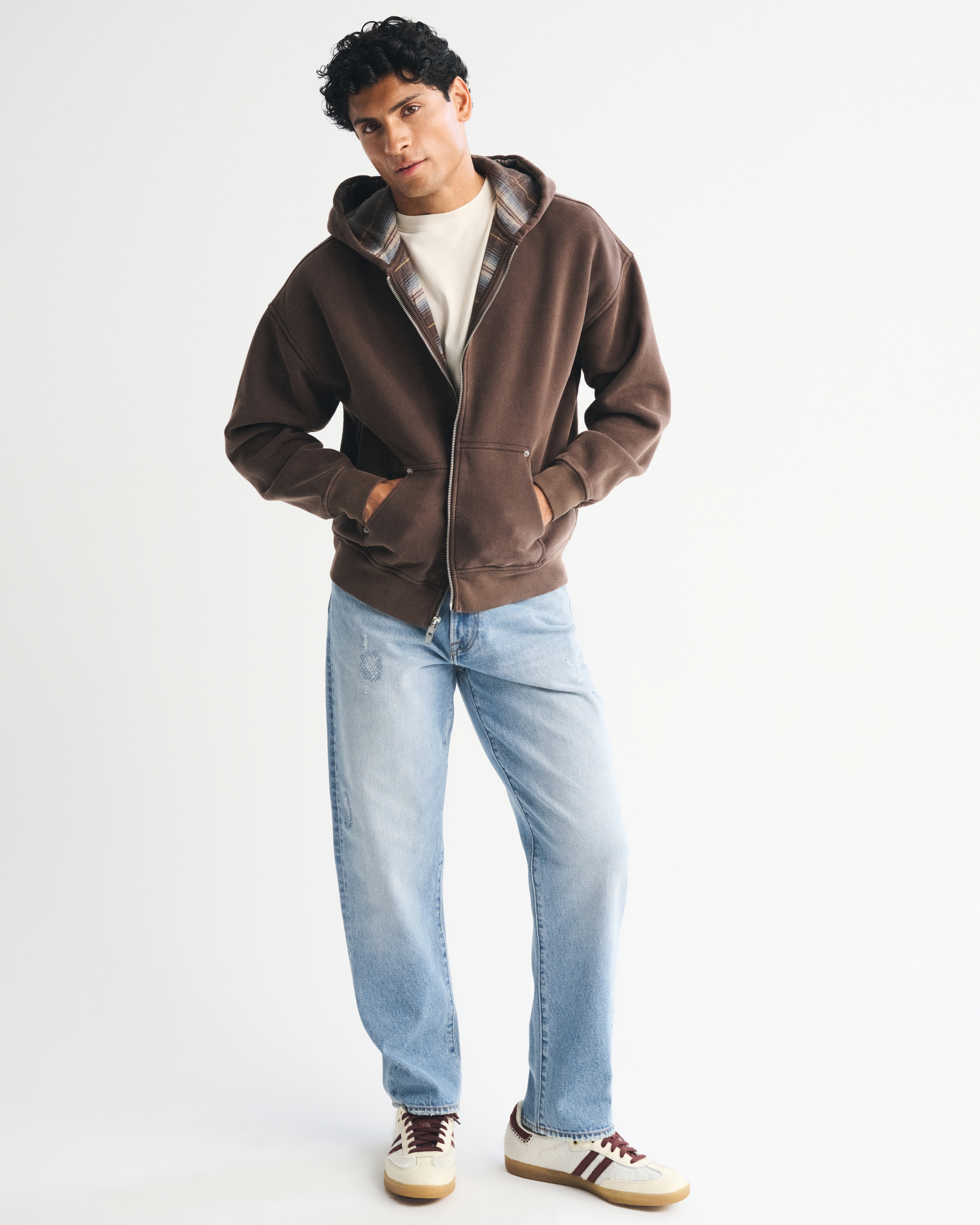 Abercrombie & Fitch Loose Jean In Brown