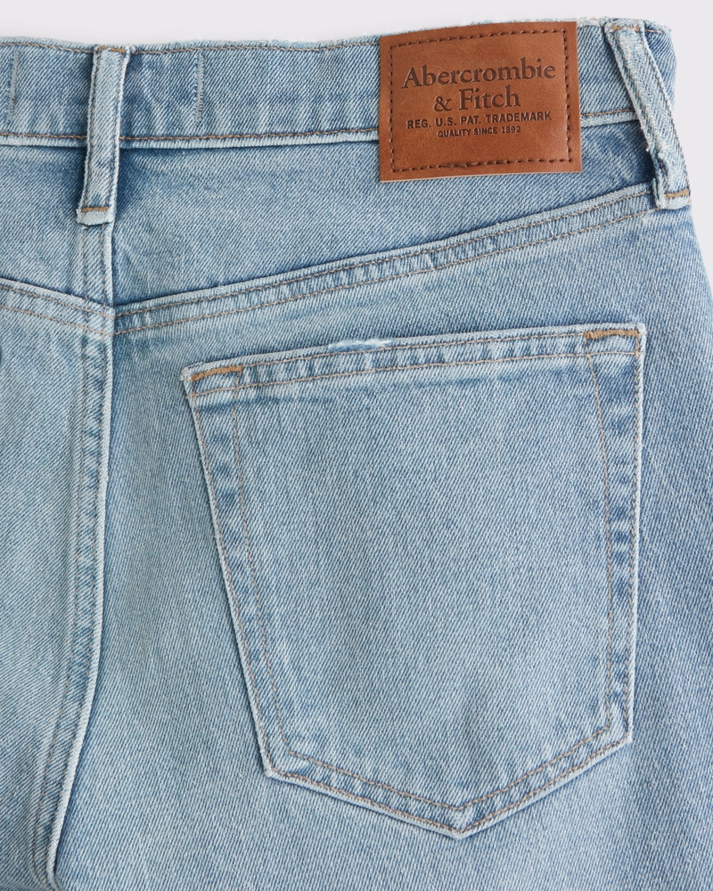 90s Straight Jean