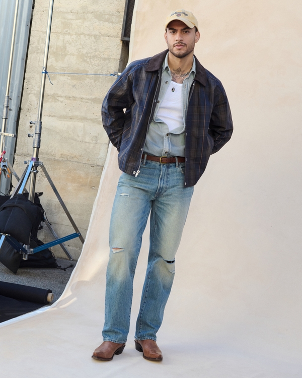 Relaxed Straight Jean, Medium view 1