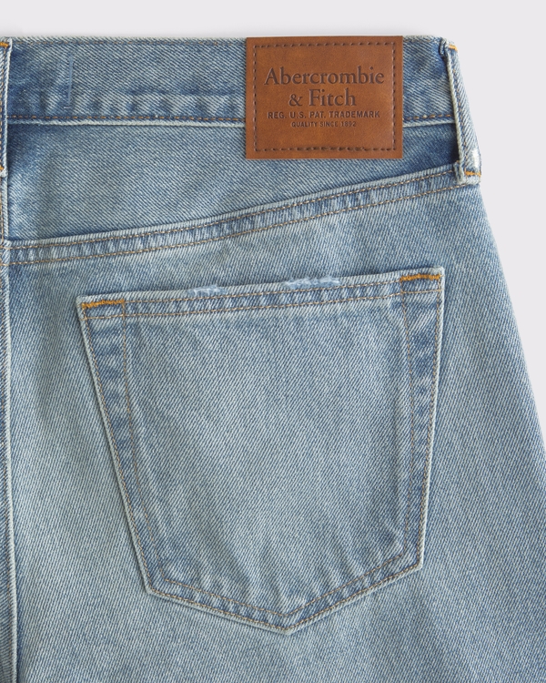 Relaxed Straight Jean