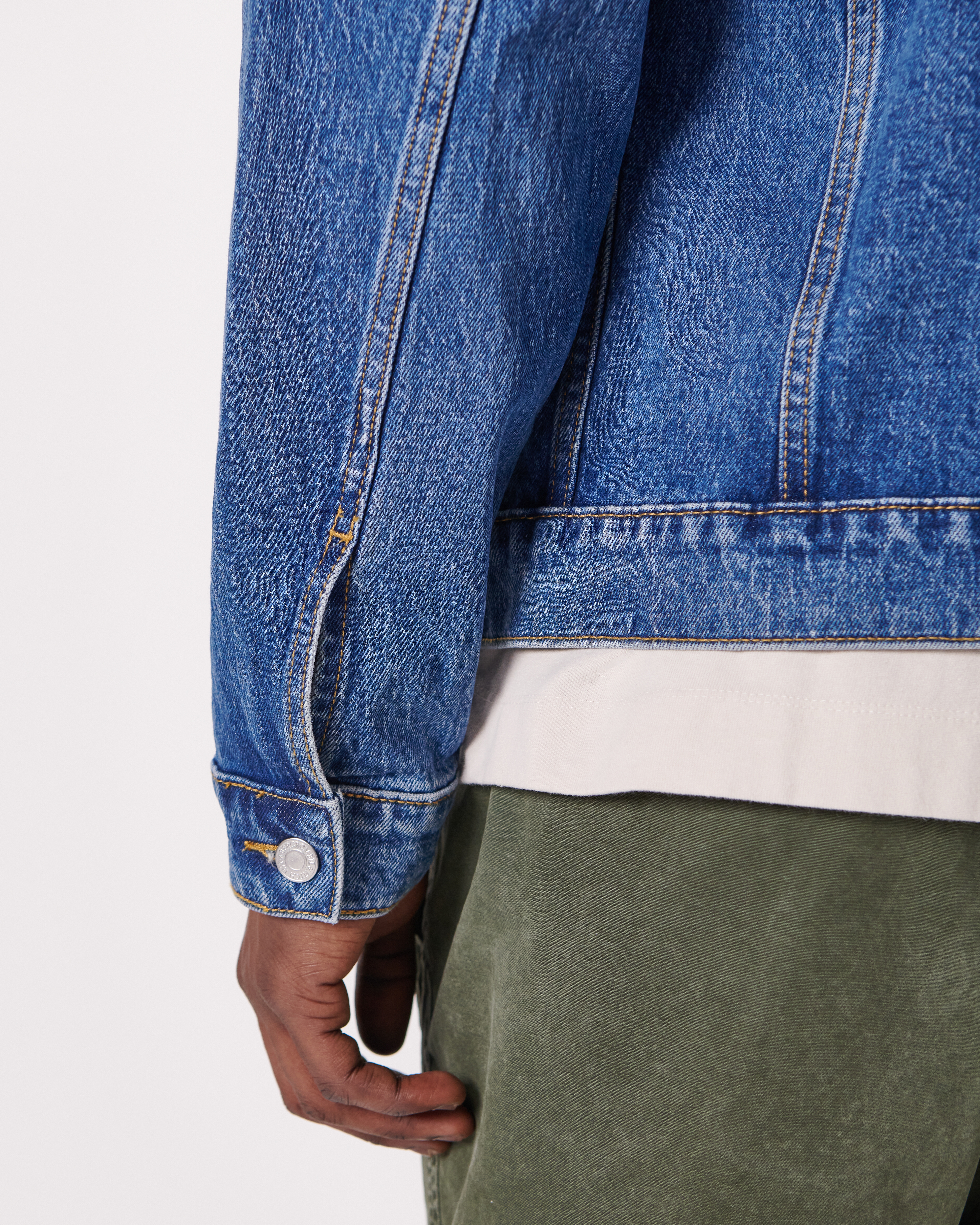 Men's Denim Trucker Jacket | Men's Coats & Jackets | Abercrombie.com