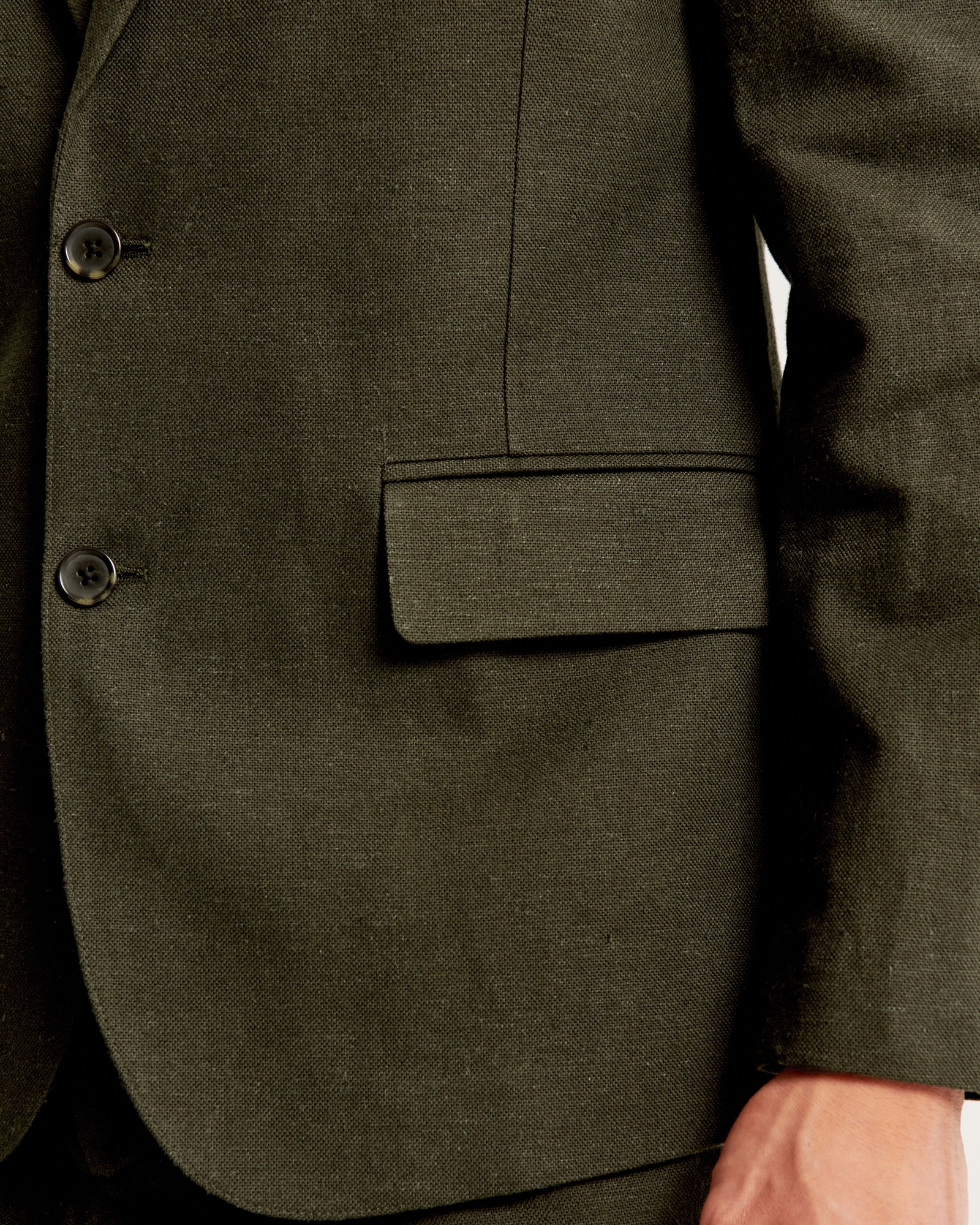 The A&F Collins Tailored Classic Linen-Blend Blazer