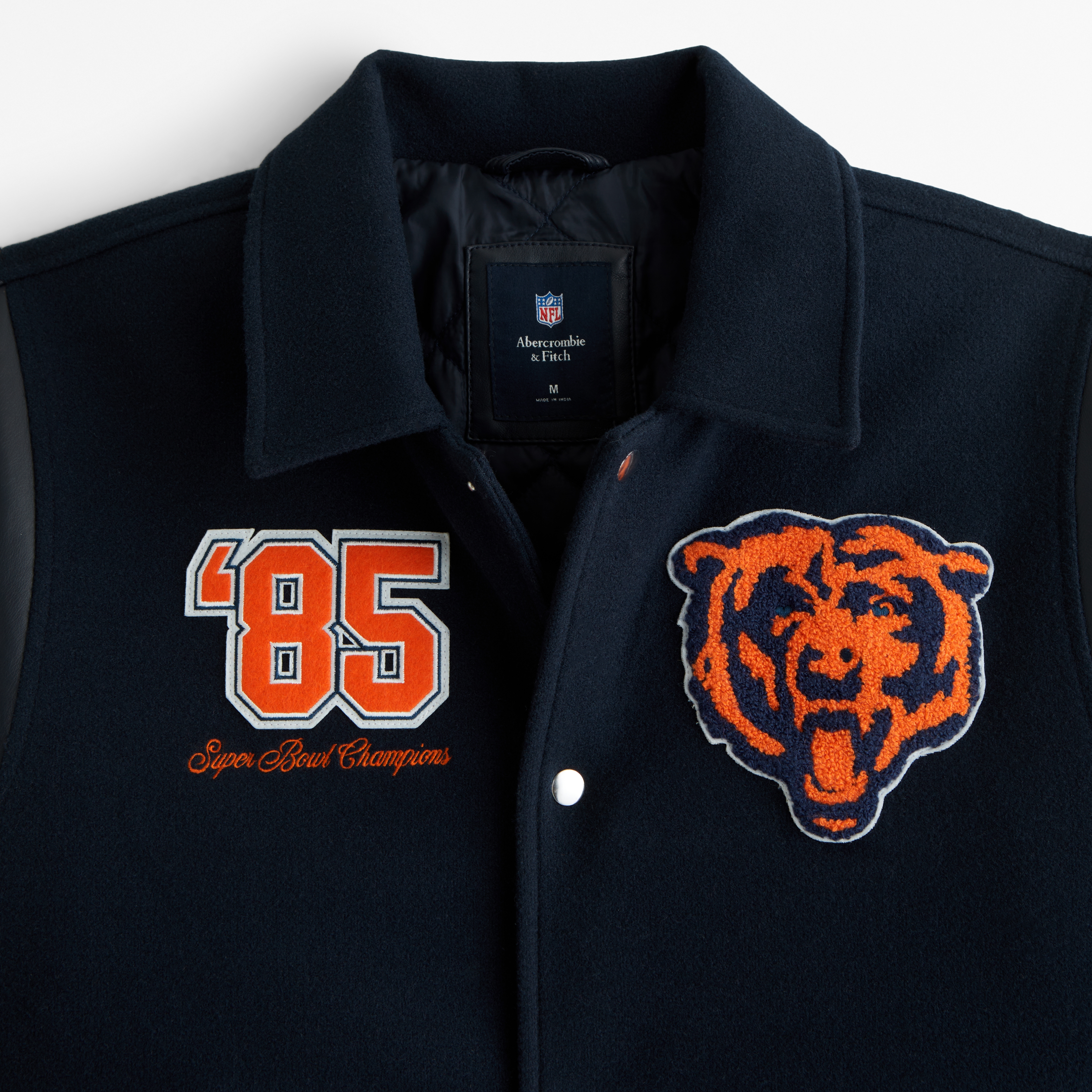 Chicago Bears ボンバージャケット ネイビー　NFL Chicago Bears Navy Alpha Bomber Jacket – Clark Street Sports