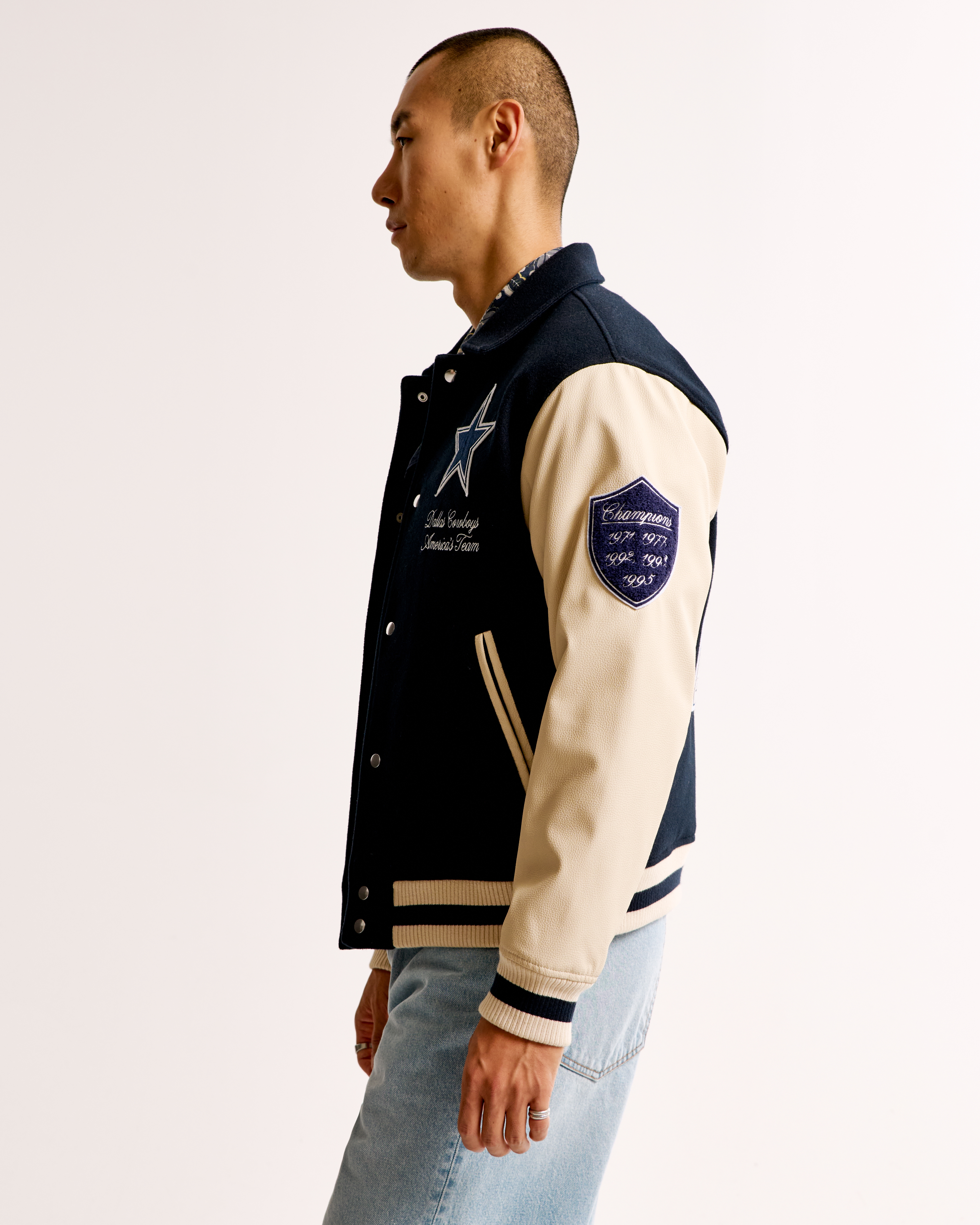 Abercrombie & Fitch orders Mens Bomber Jacket