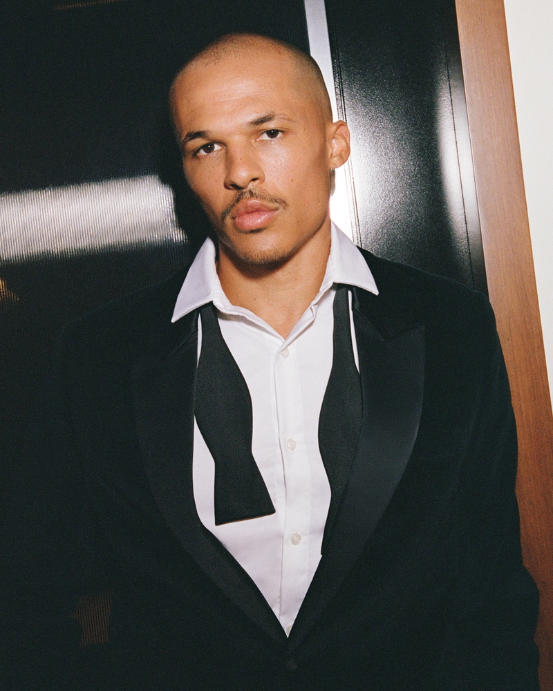 The A&F Collins Tailored Classic Velvet Blazer