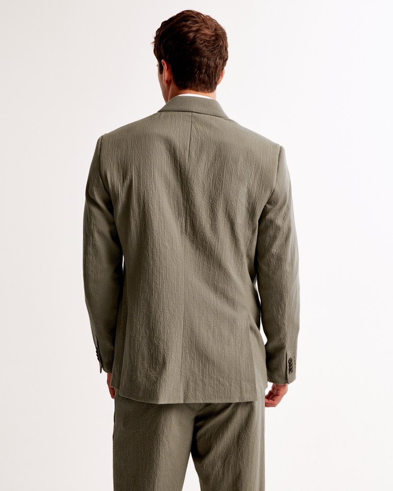 The A&F Collins Tailored Classic Seersucker Blazer