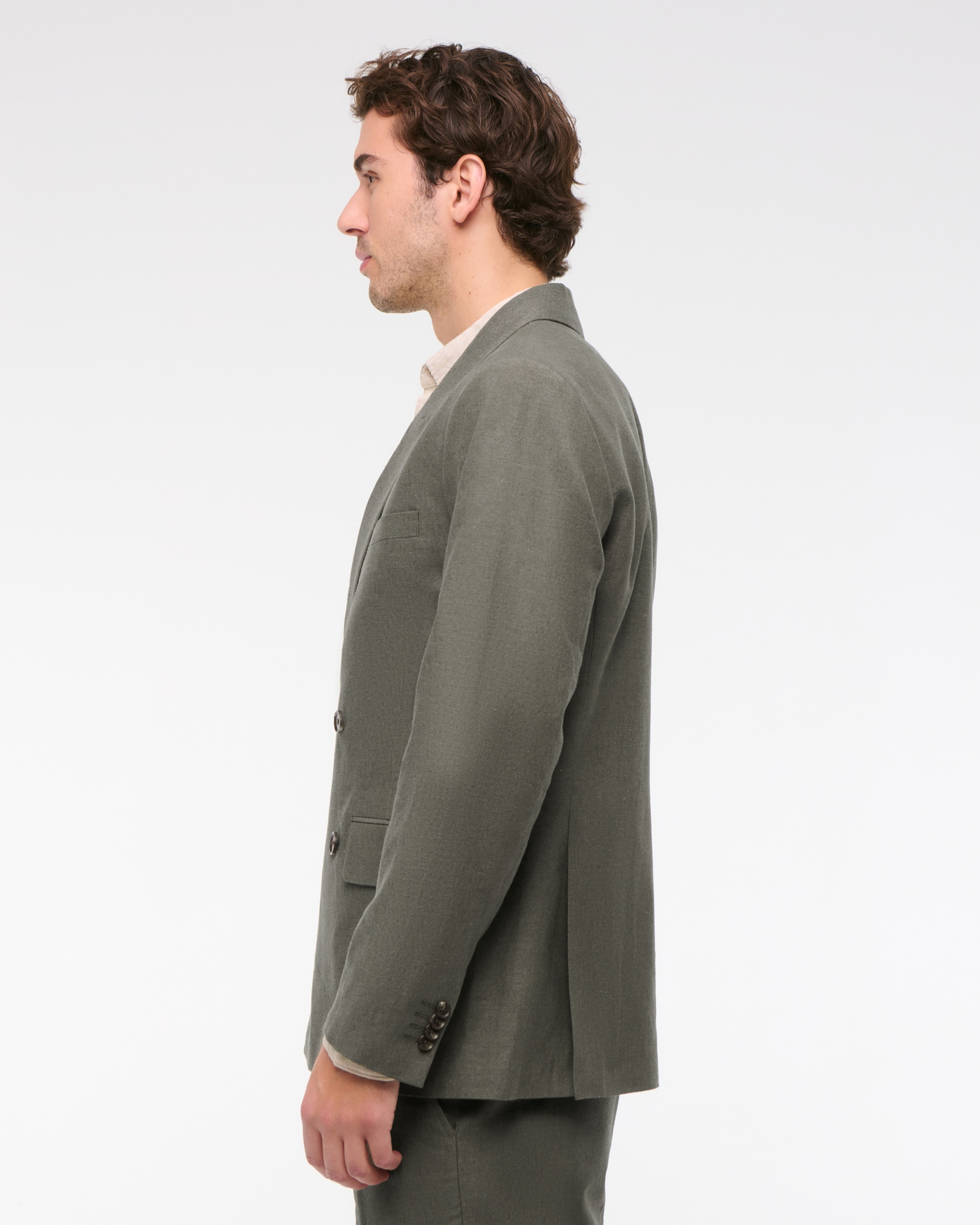 The A&F Collins Double-Breasted Linen-Blend Blazer
