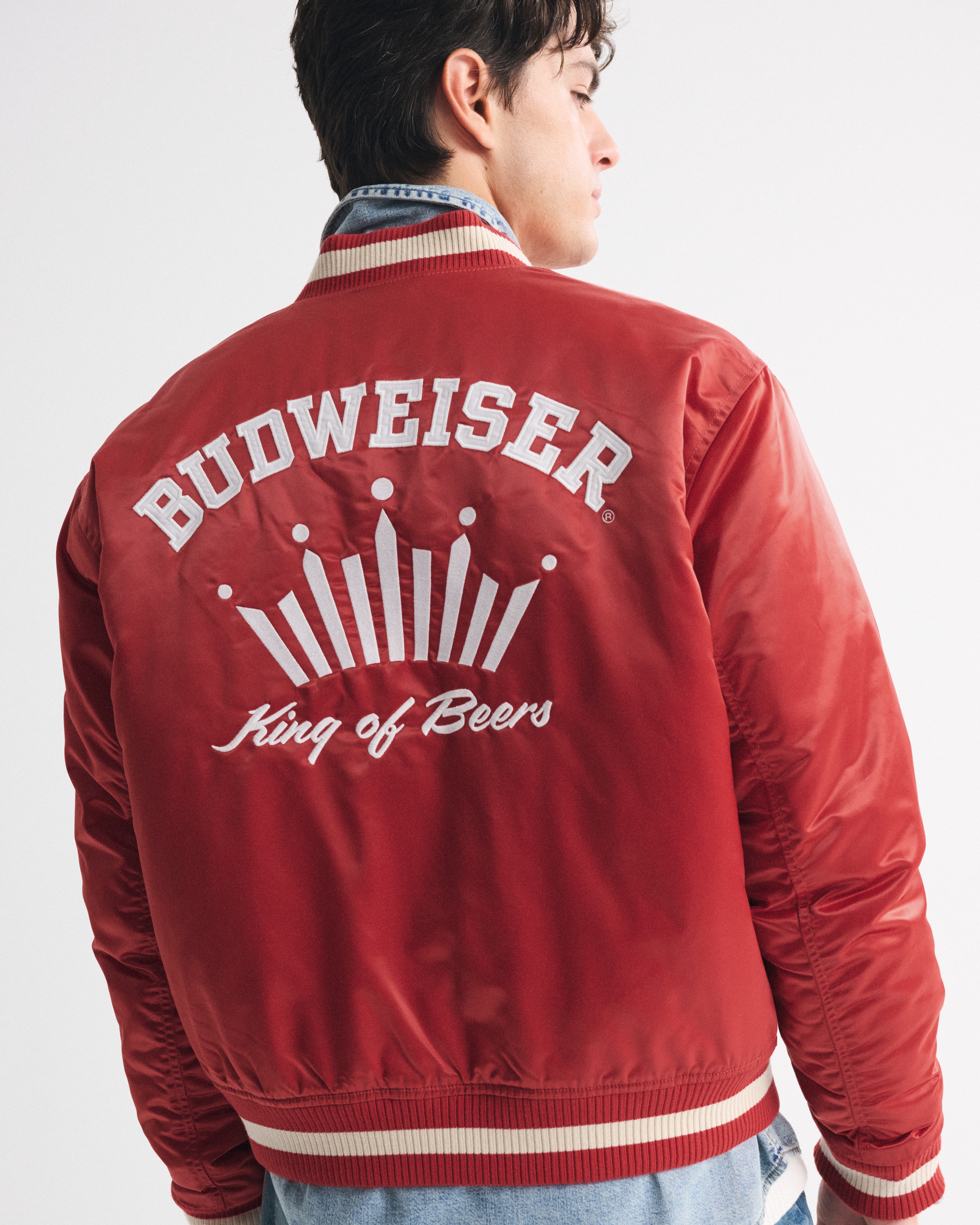Мужские куртки Abercrombie & Fitch Budweiser Varsity Bomber Jacket — фото 3