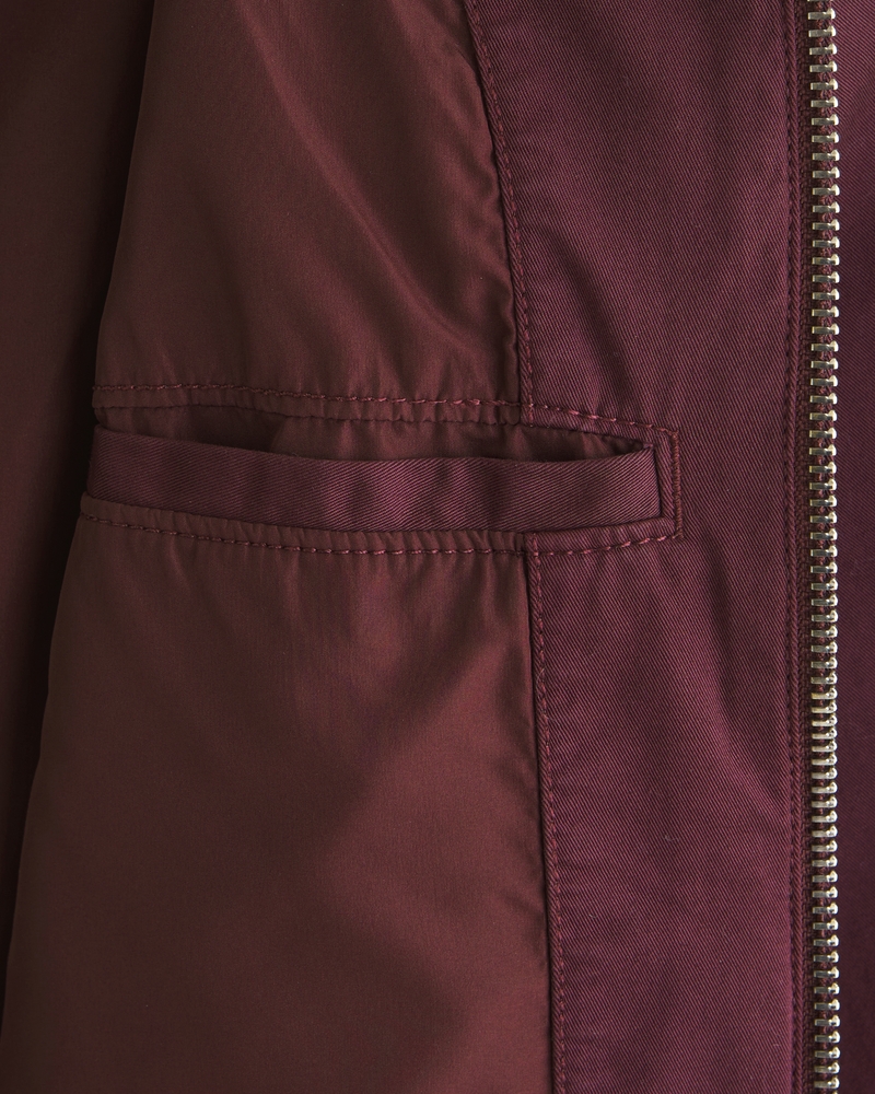 Lightweight Cropped Easy Zip Jacket