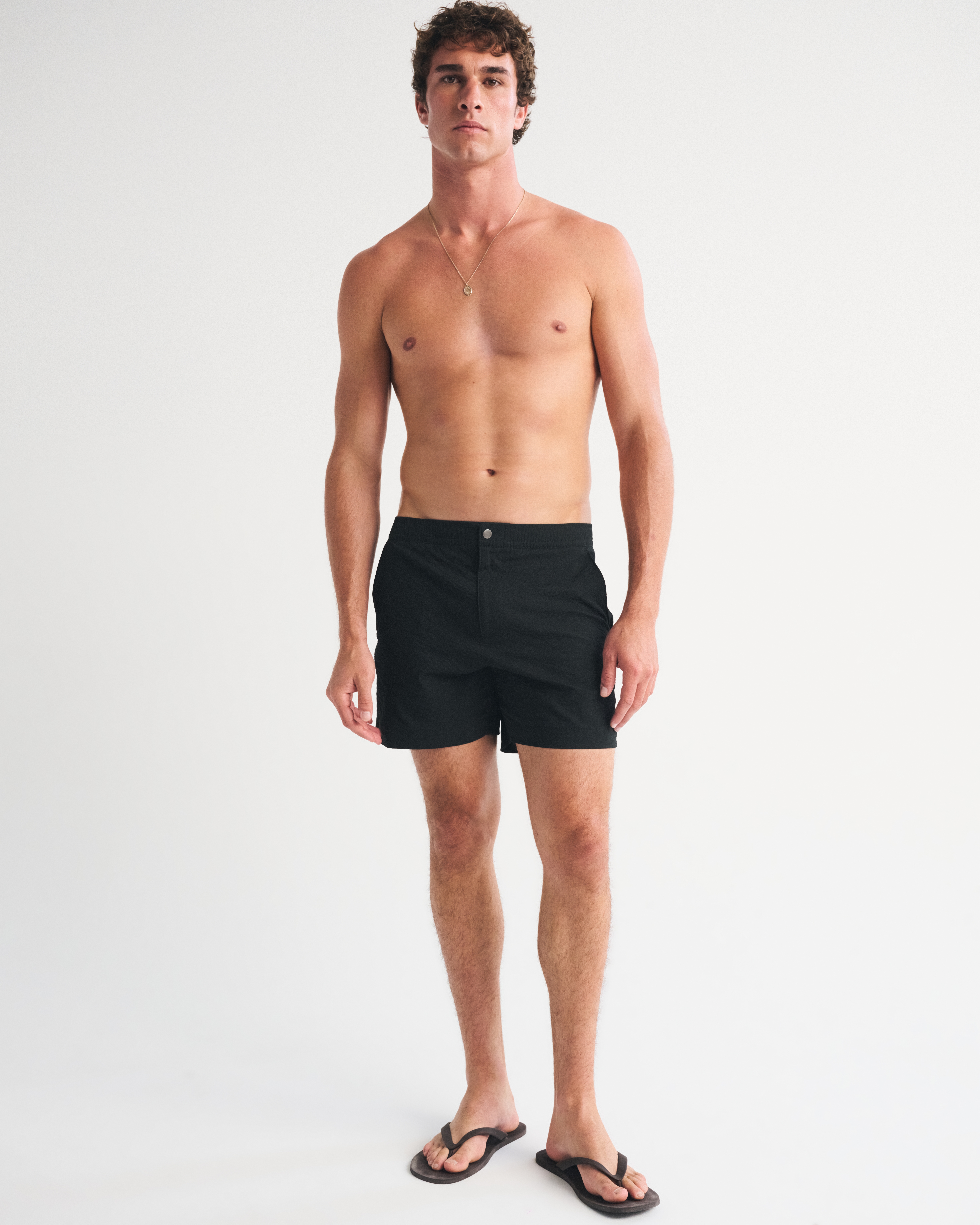 Пляжные шорты Hybrid для мужчин — Abercrombie & Fitch, цвет: Чёрный — фото 2