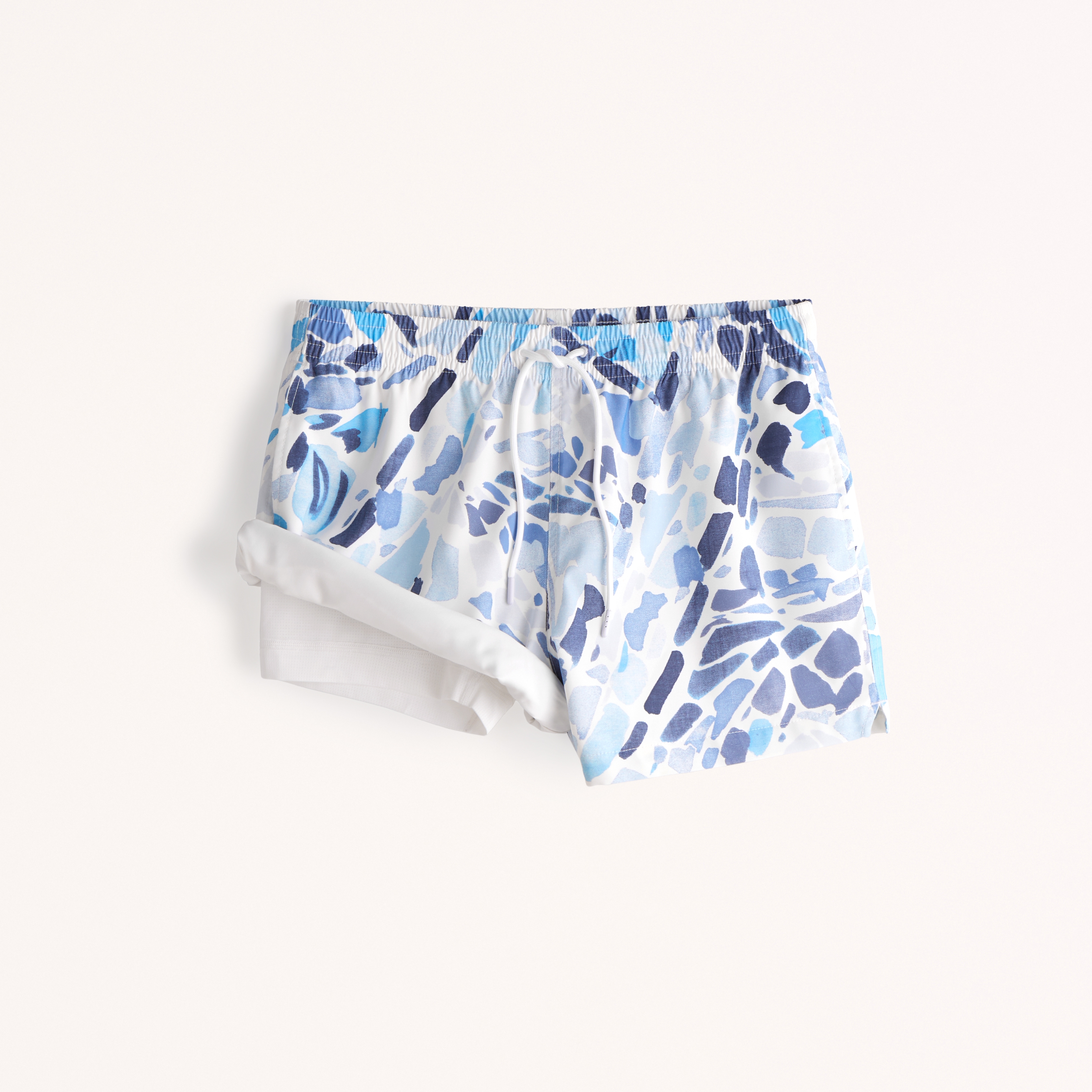 Mens swim trunks hot sale clearance near me