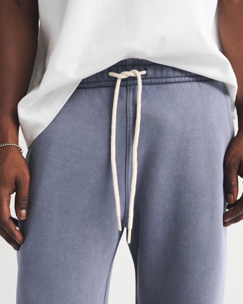 Essential Straight Open-Hem Sweatpant - thumbnail 3
