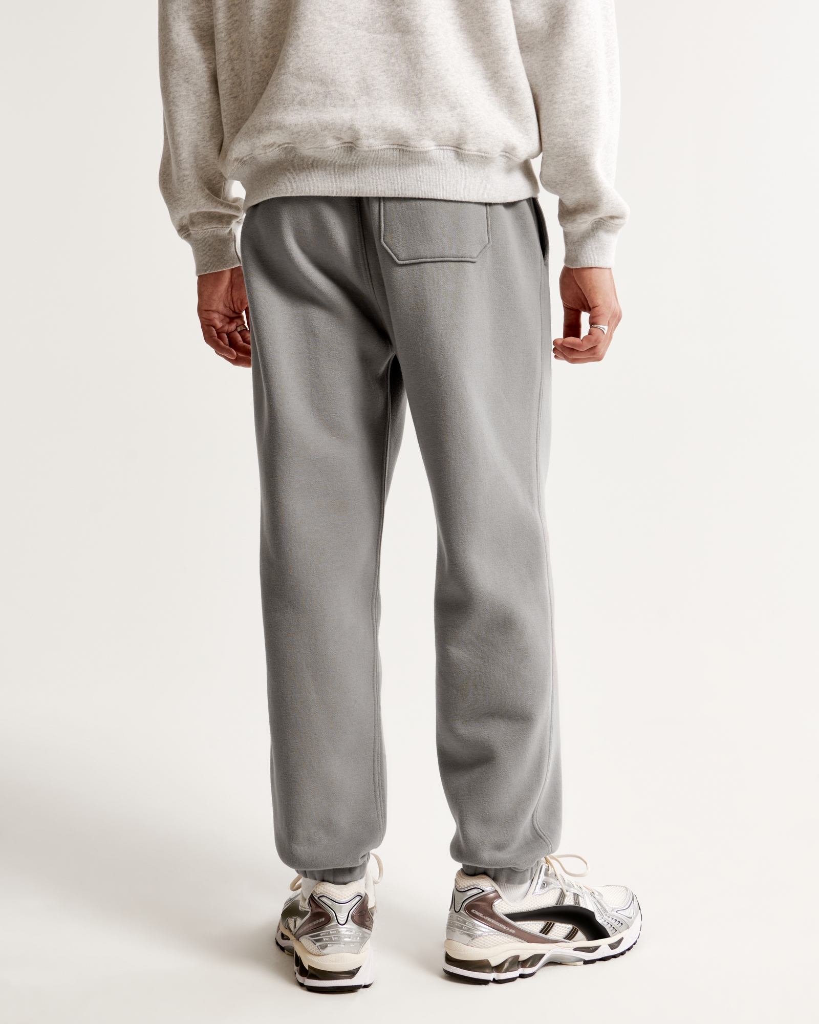 Men's Embossed Logo Cinched Sweatpant