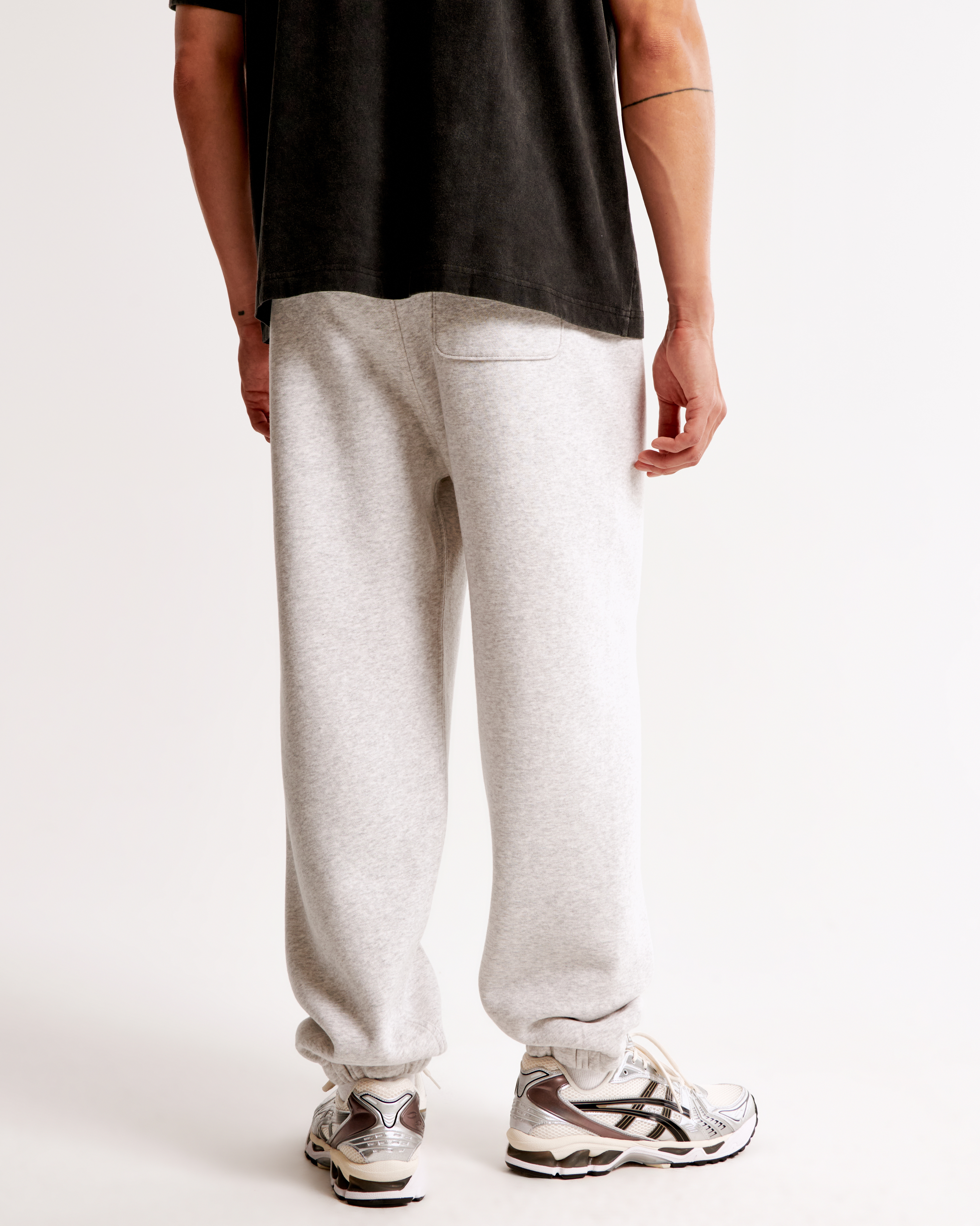 Essential Baggy Sweatpant