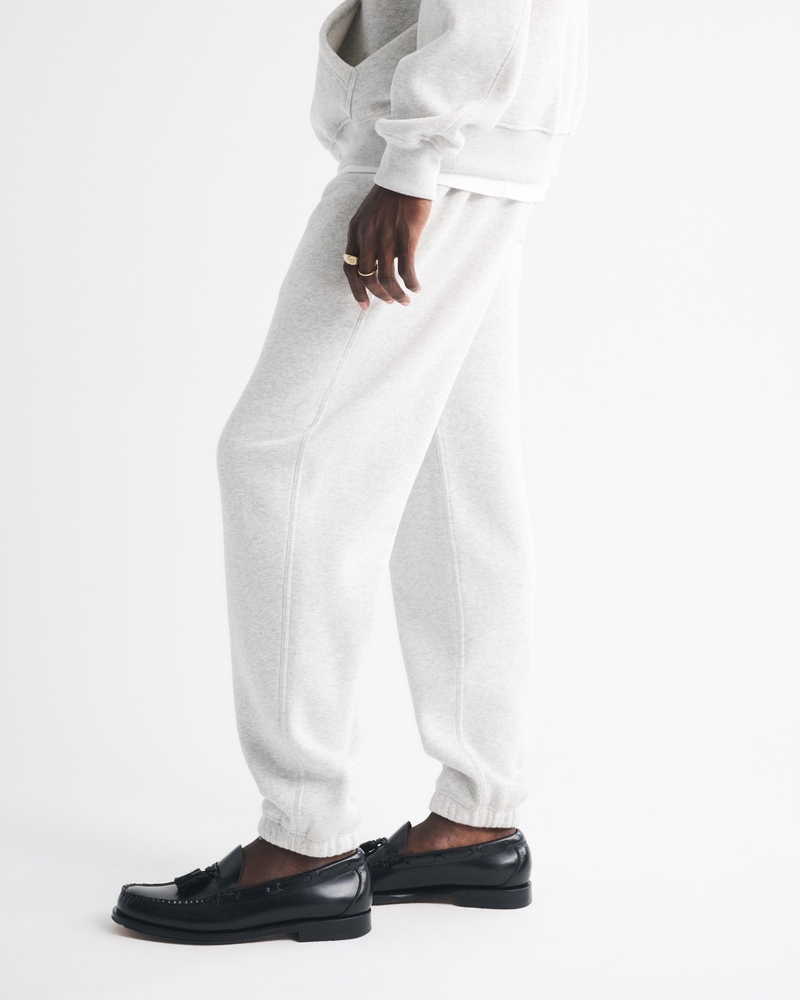 Essential Sweatpant