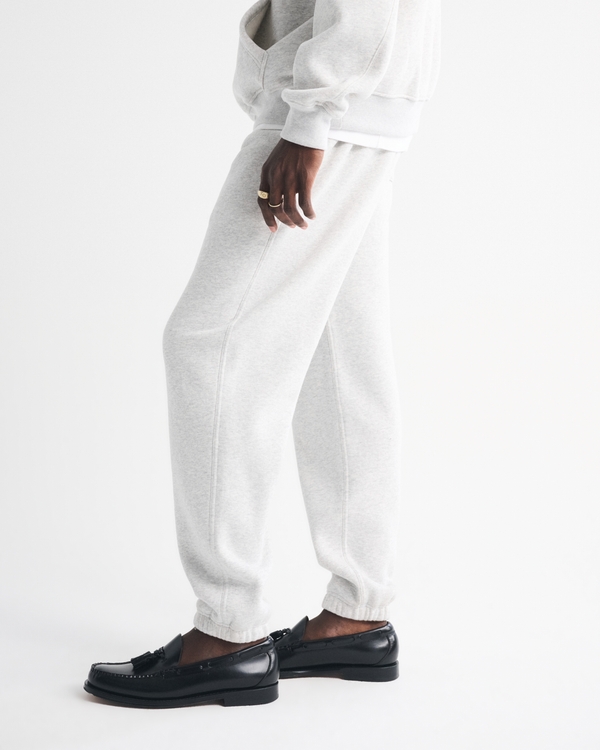 Essential Sweatpant