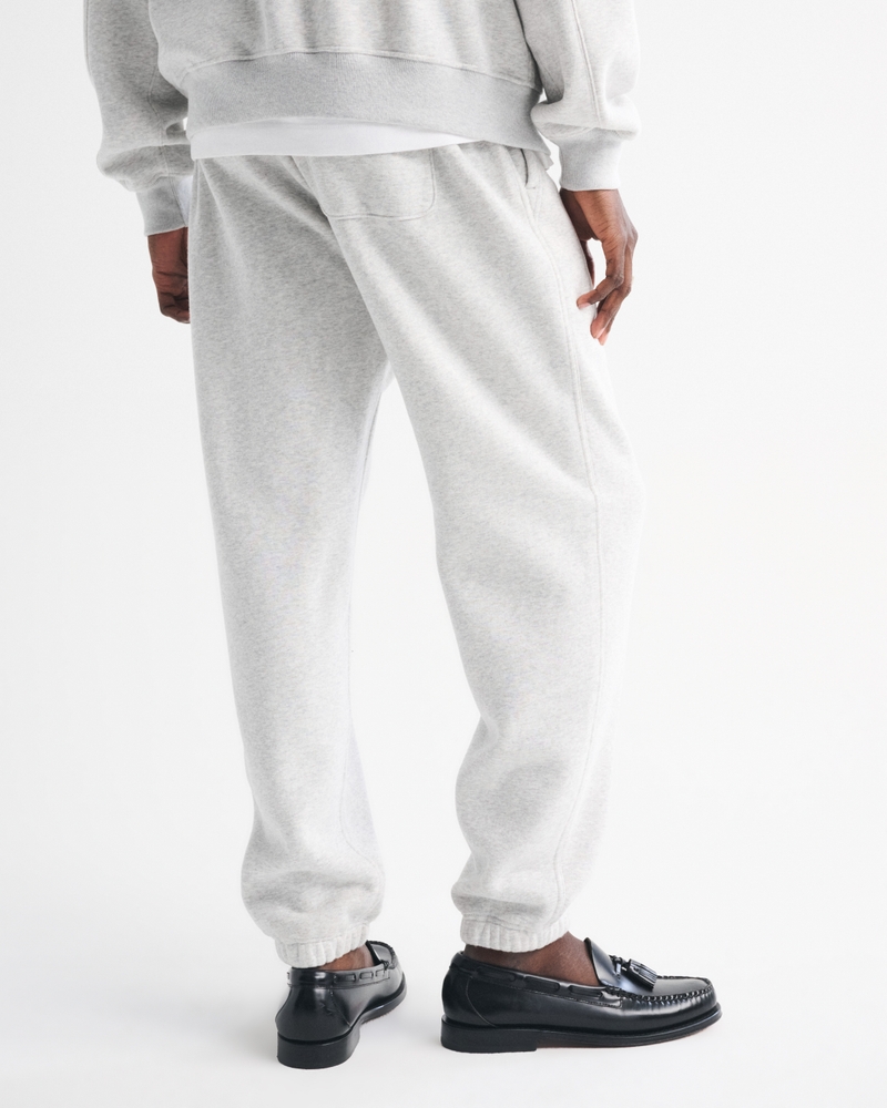 Essential Sweatpant