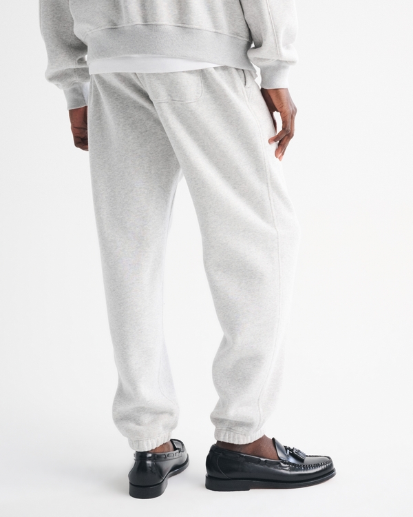 Essential Sweatpant