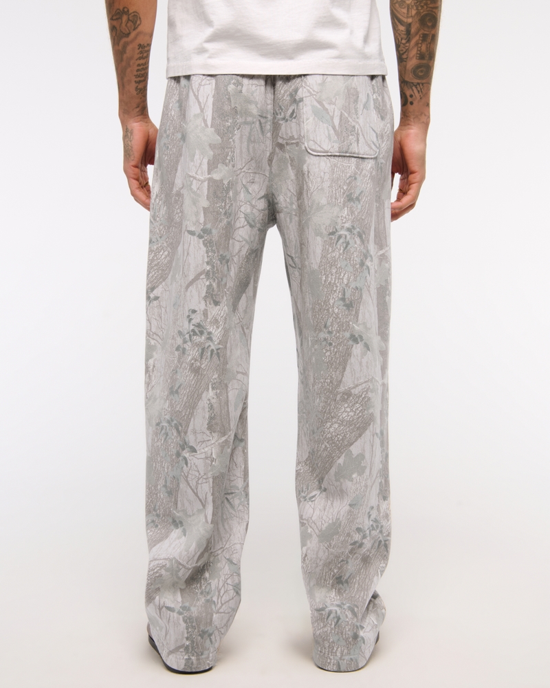 Baggy Open-Hem Sweatpant