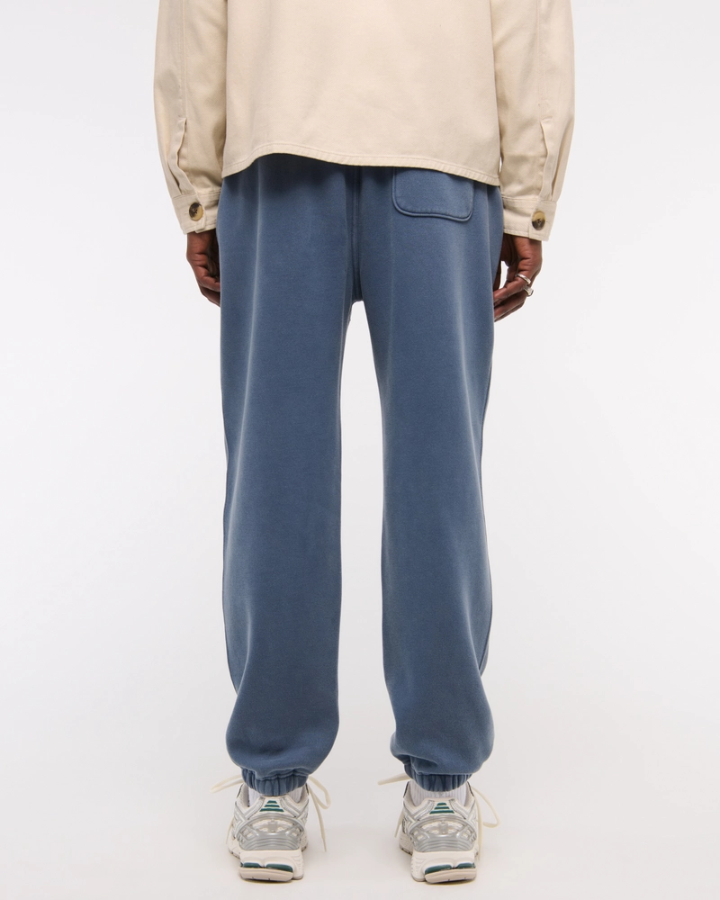 Essential Sweatpant