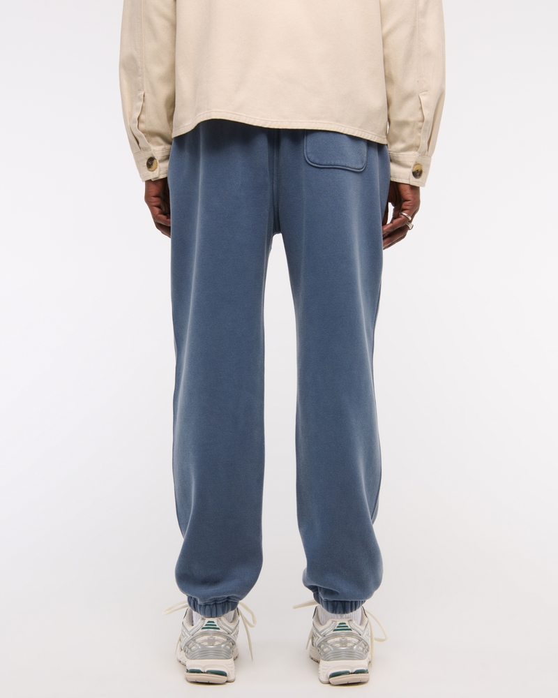 Essential Sweatpant