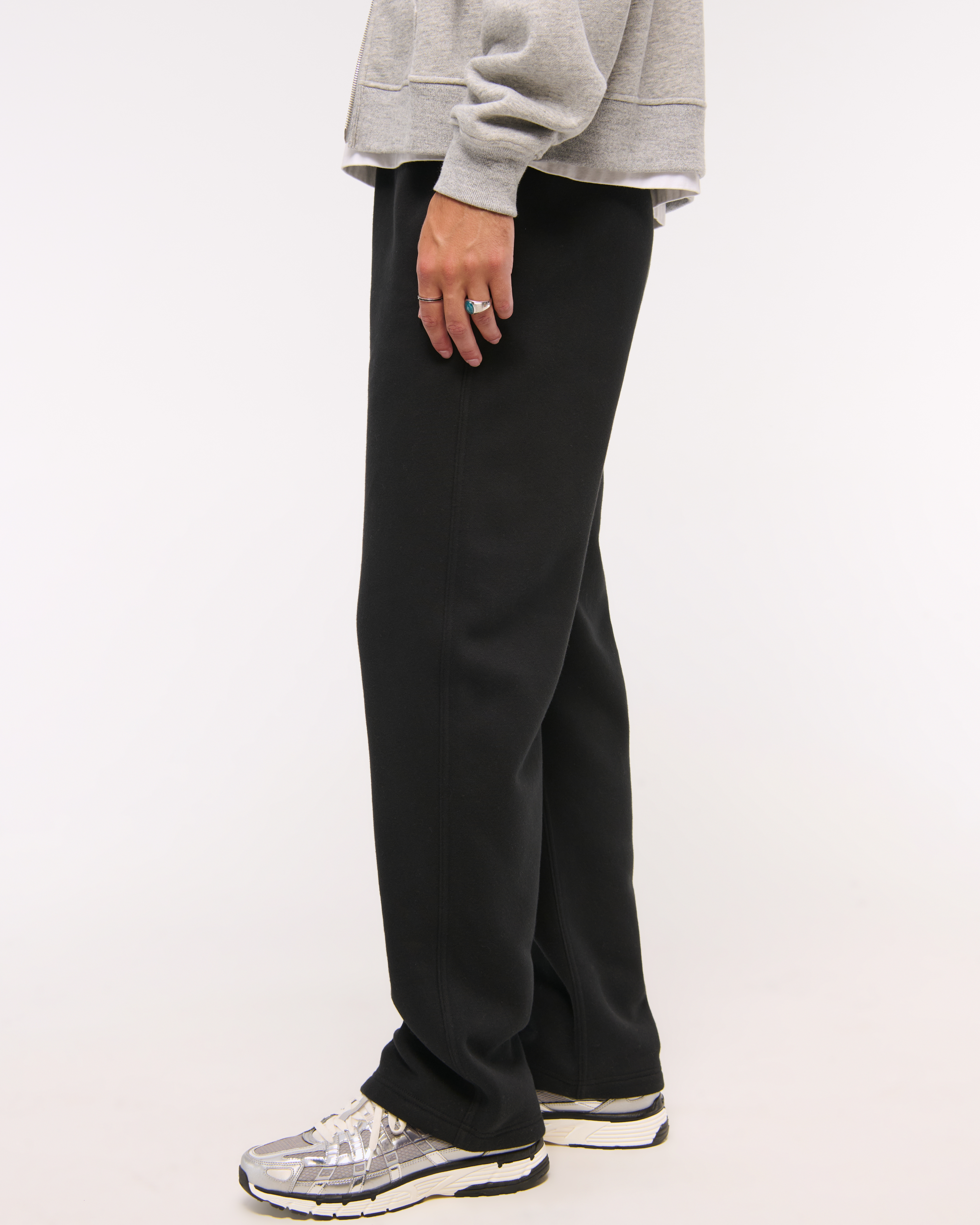 Men's Essential Baggy Open-Hem Sweatpant | Men's Bottoms