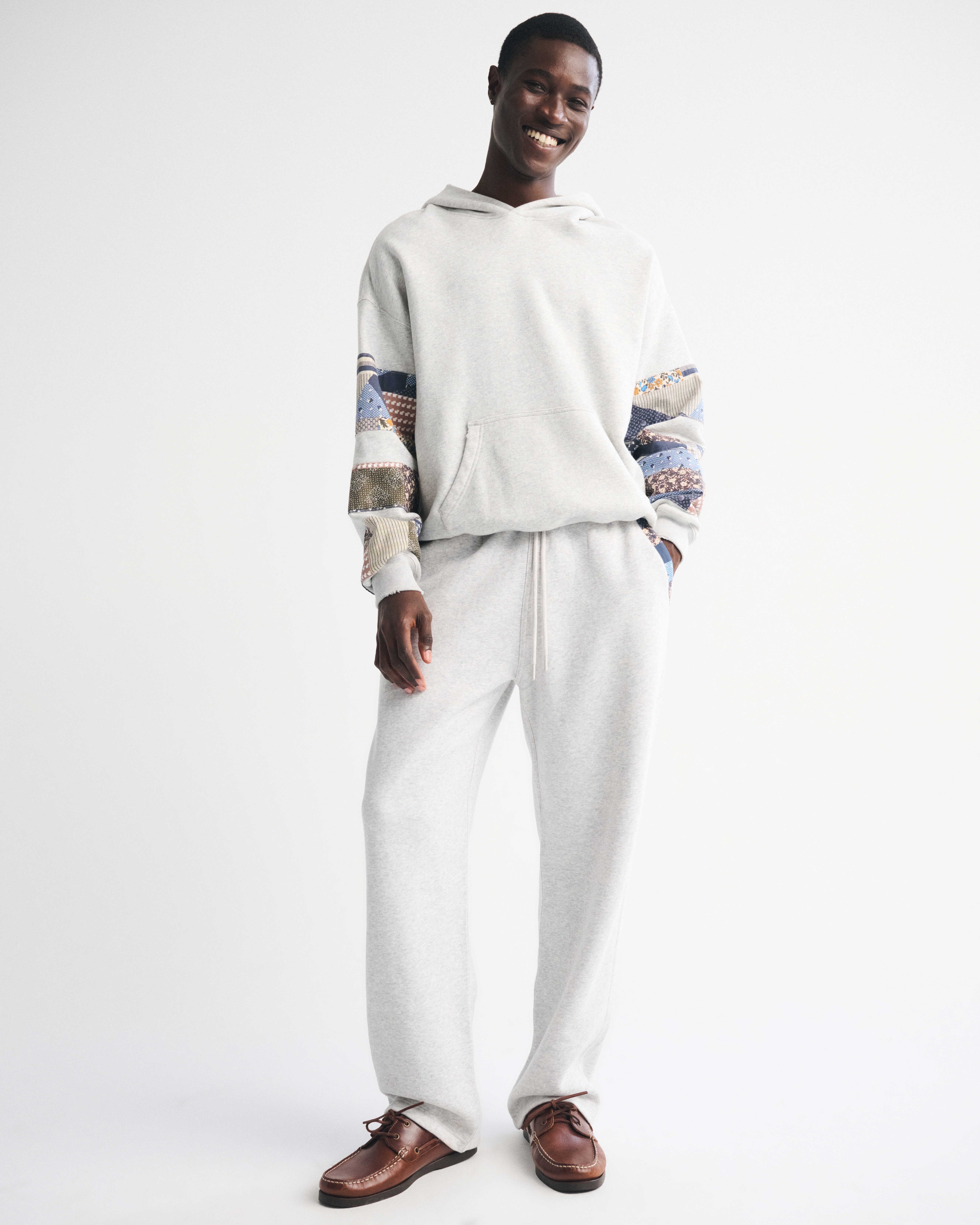 Abercrombie & Fitch Essential Baggy Open-hem Sweatpant In Gray