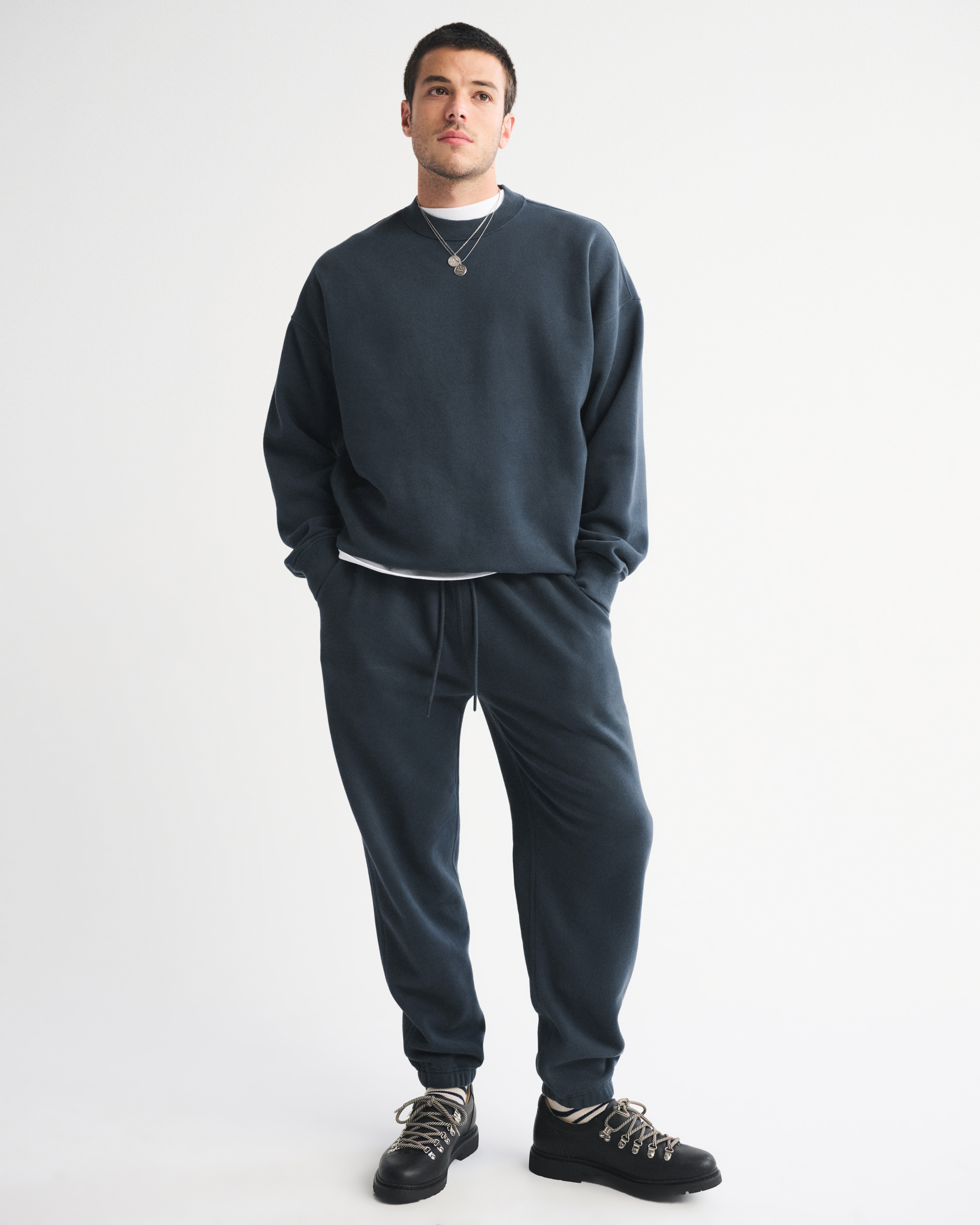Abercrombie & Fitch Essential Cinched Sweatpant In Blue