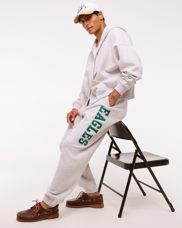 Philadelphia Eagles Baggy Cinched Sweatpant, Light Heather Gray - Eagles view 1